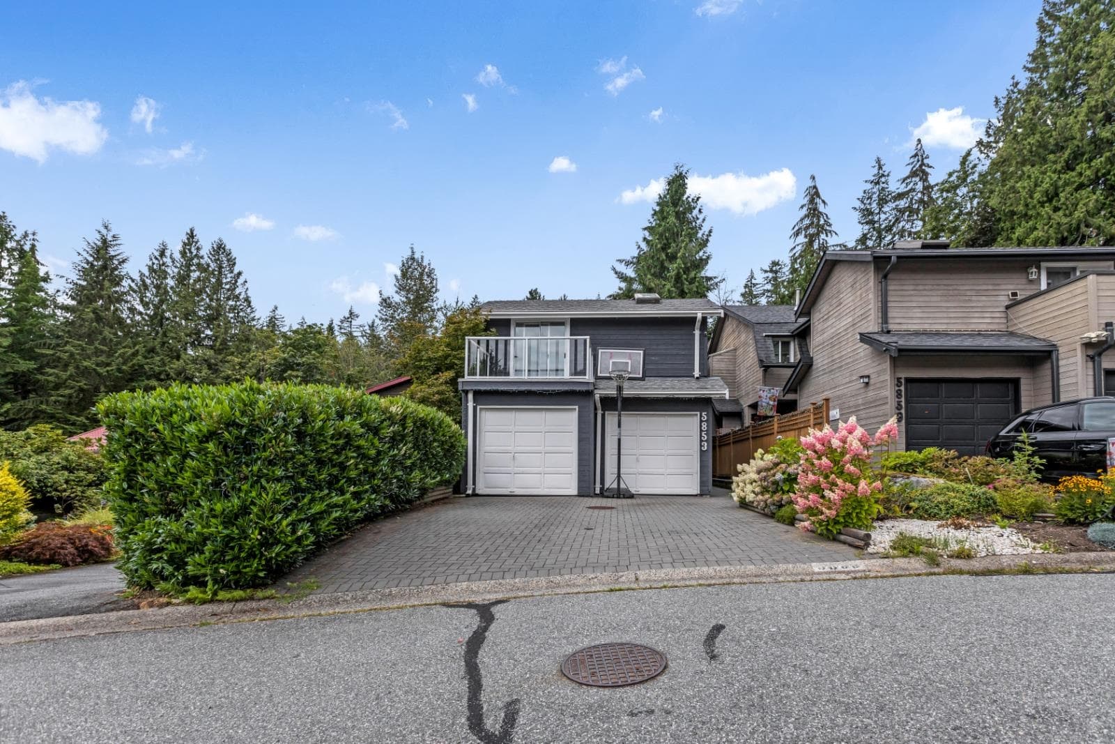 5853 Grousewoods Crescent, North Vancouver, V7R 4V3 — photo 2