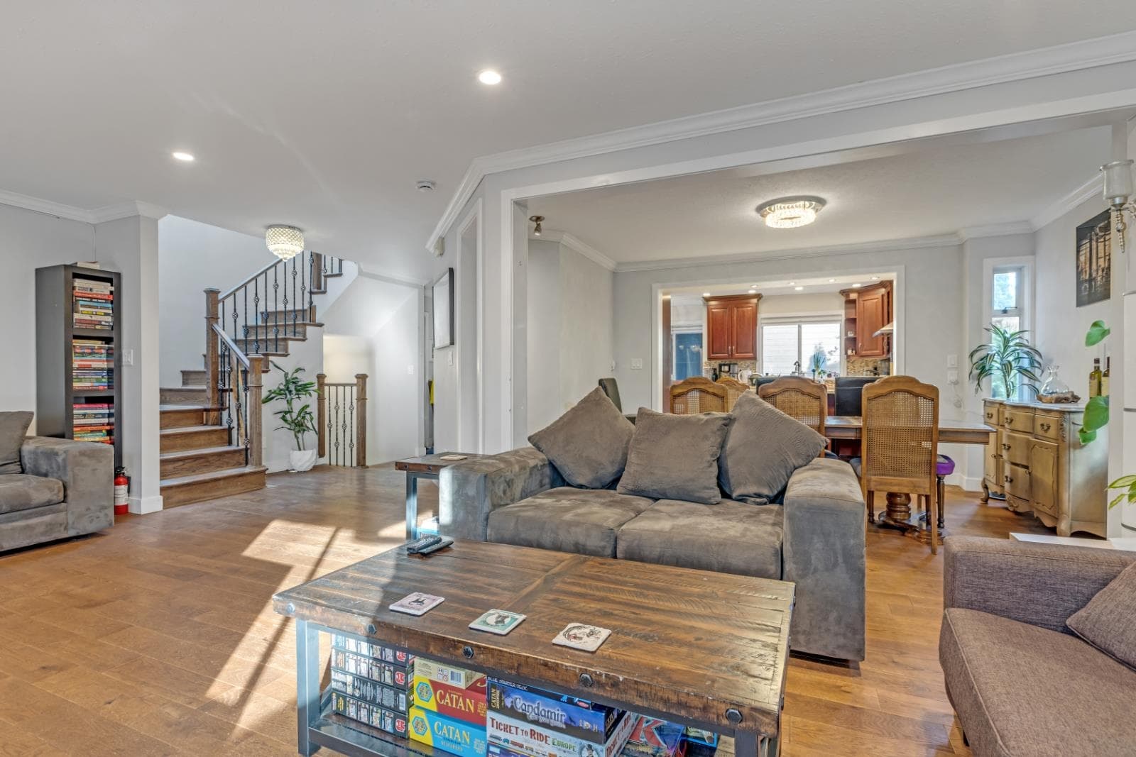 5853 Grousewoods Crescent, North Vancouver, V7R 4V3 — photo 5