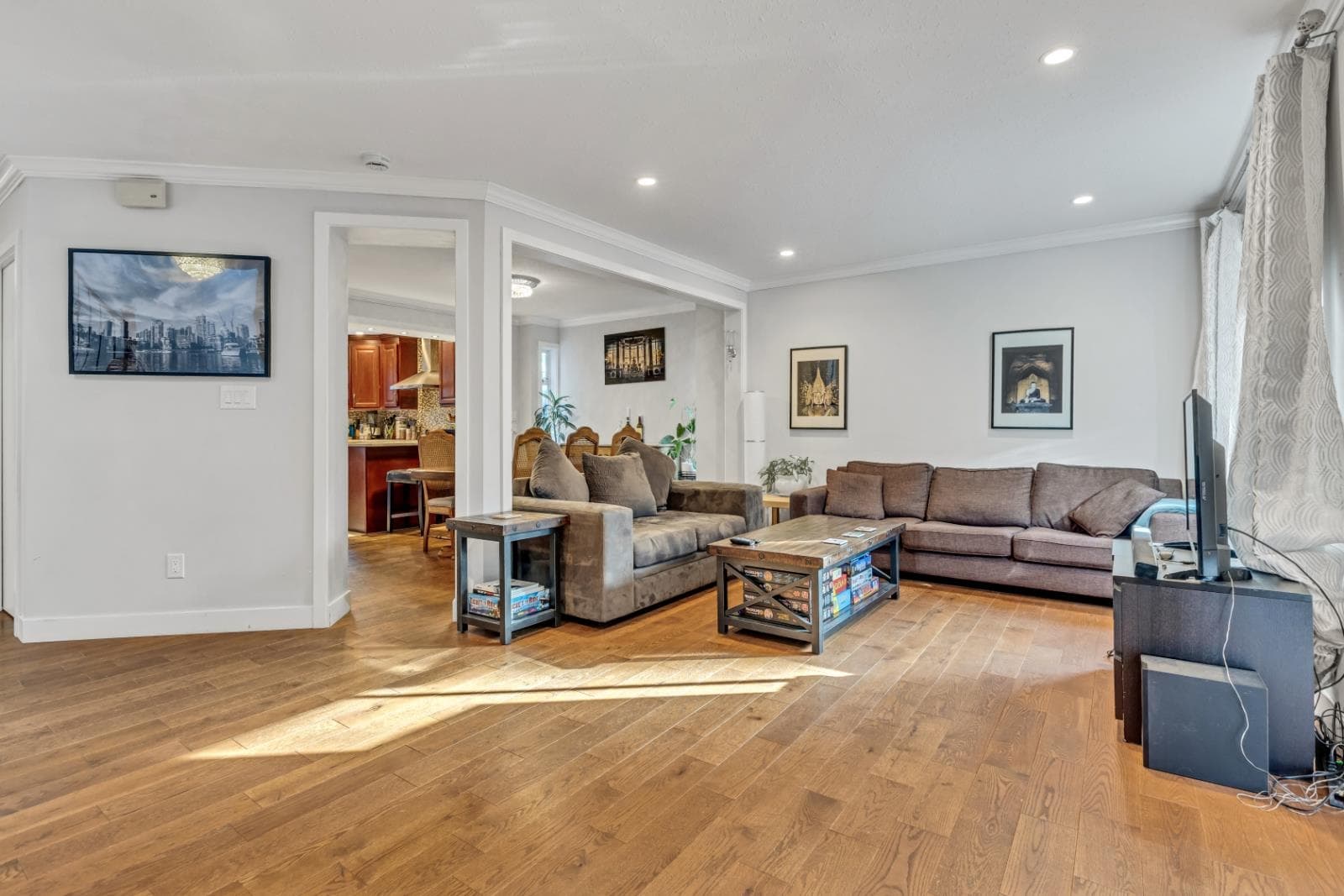 5853 Grousewoods Crescent, North Vancouver, V7R 4V3 — photo 4
