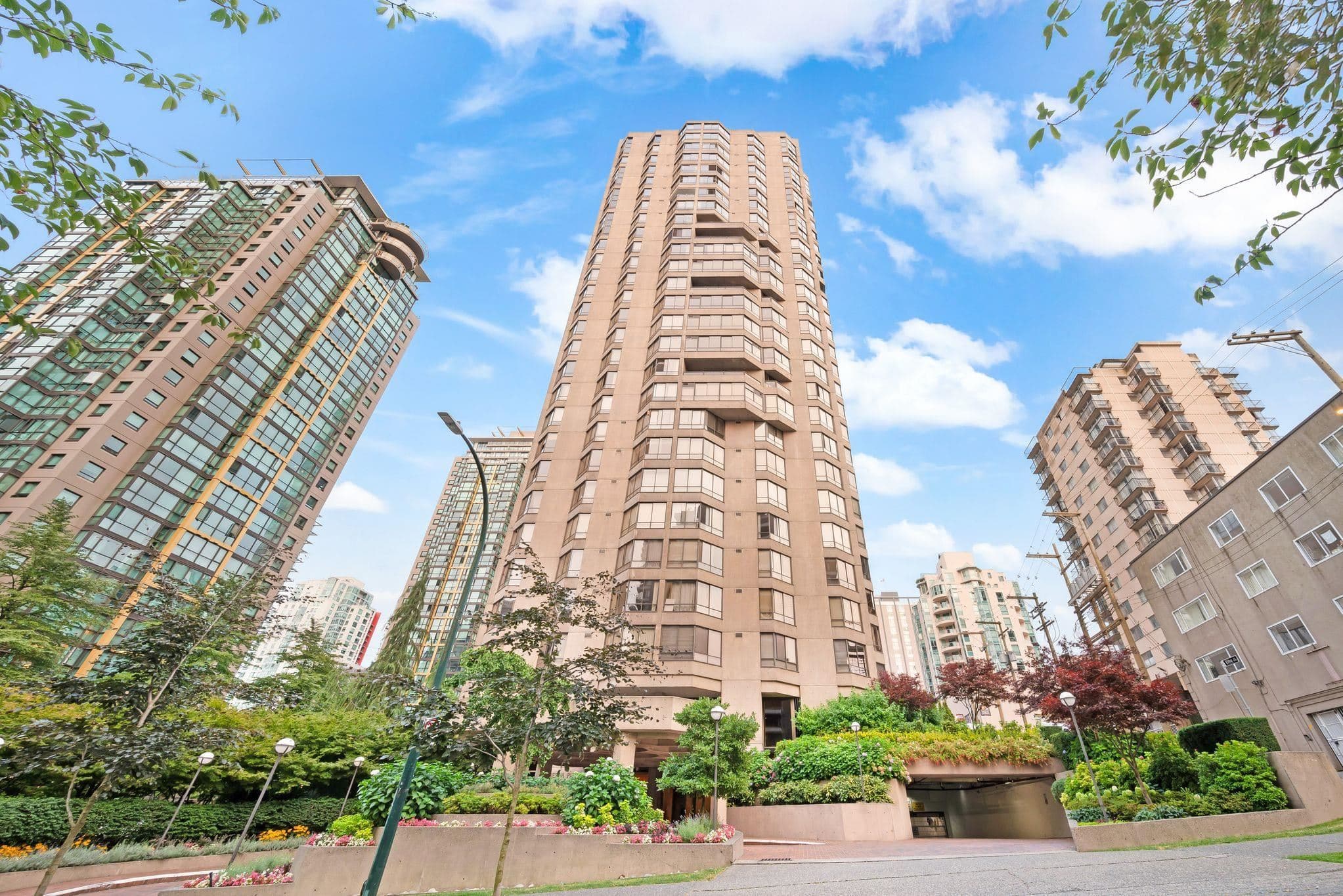 701 - 738 Broughton Street, Vancouver