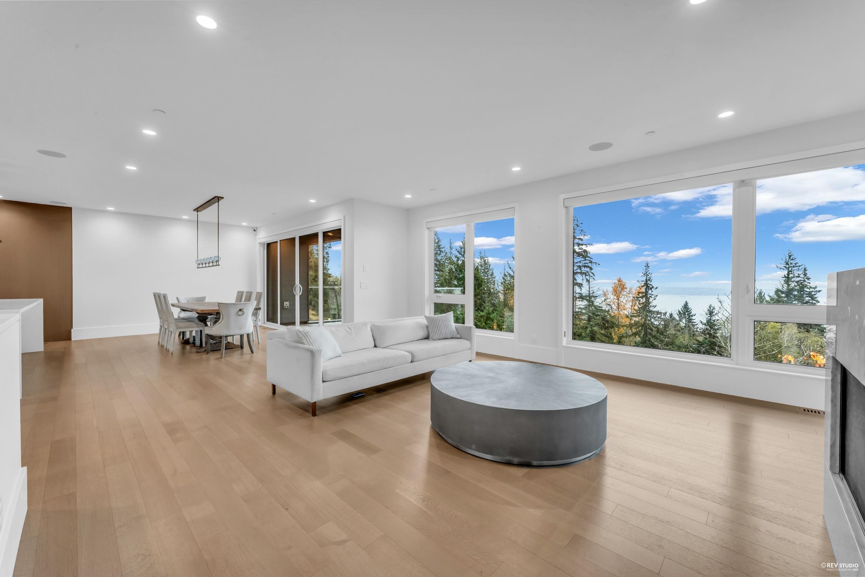 3018 Burfield Place, West Vancouver, V7S 0A9 — photo 3