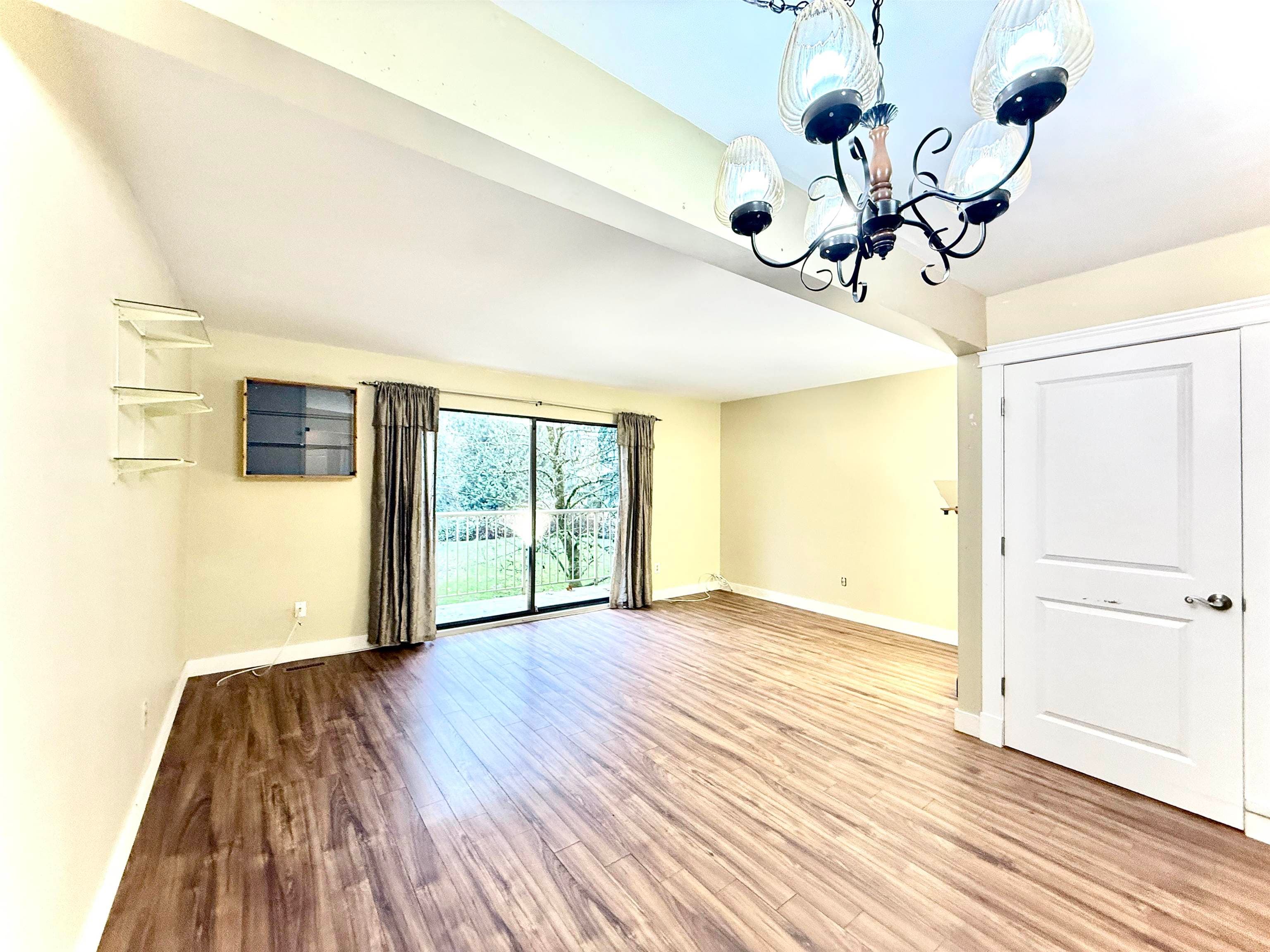 111 - 2915 Norman Avenue, Coquitlam, V3C 4H8 — photo 5