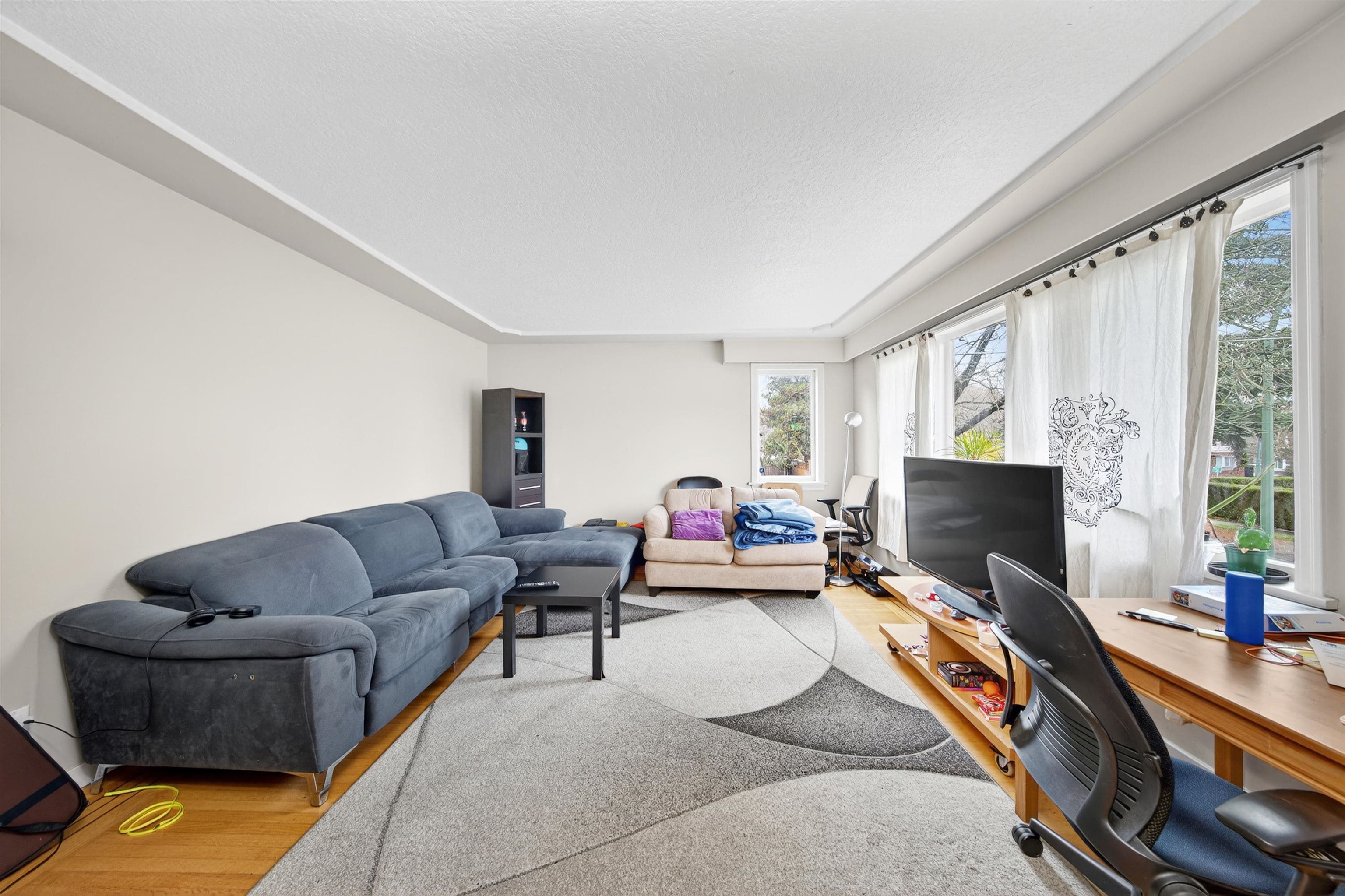 5765 Quebec Street, Vancouver, V5W 2N7 — photo 3