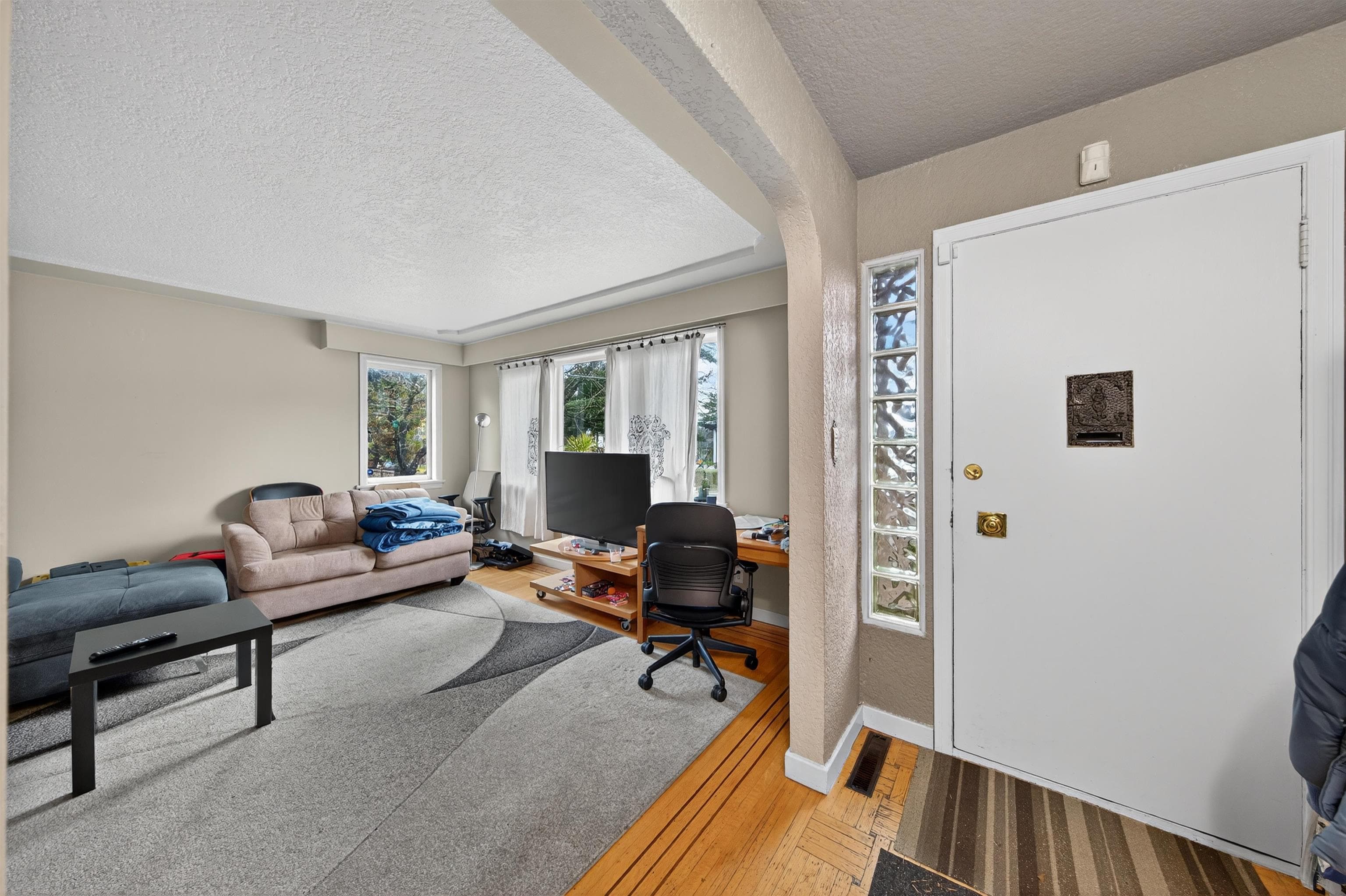 5765 Quebec Street, Vancouver, V5W 2N7 — photo 4