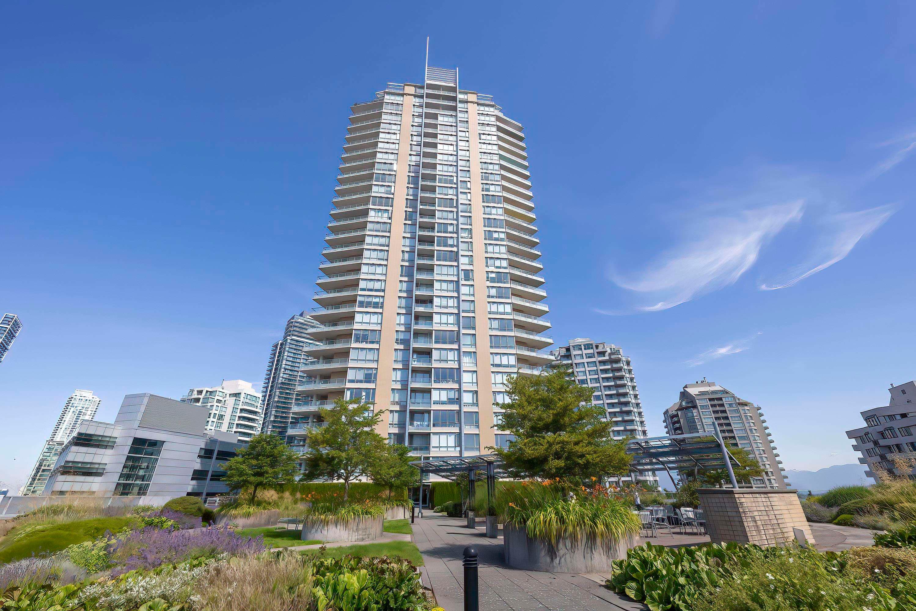 709 - 4808 Hazel Street, Burnaby, V5H 0A2 — photo 1