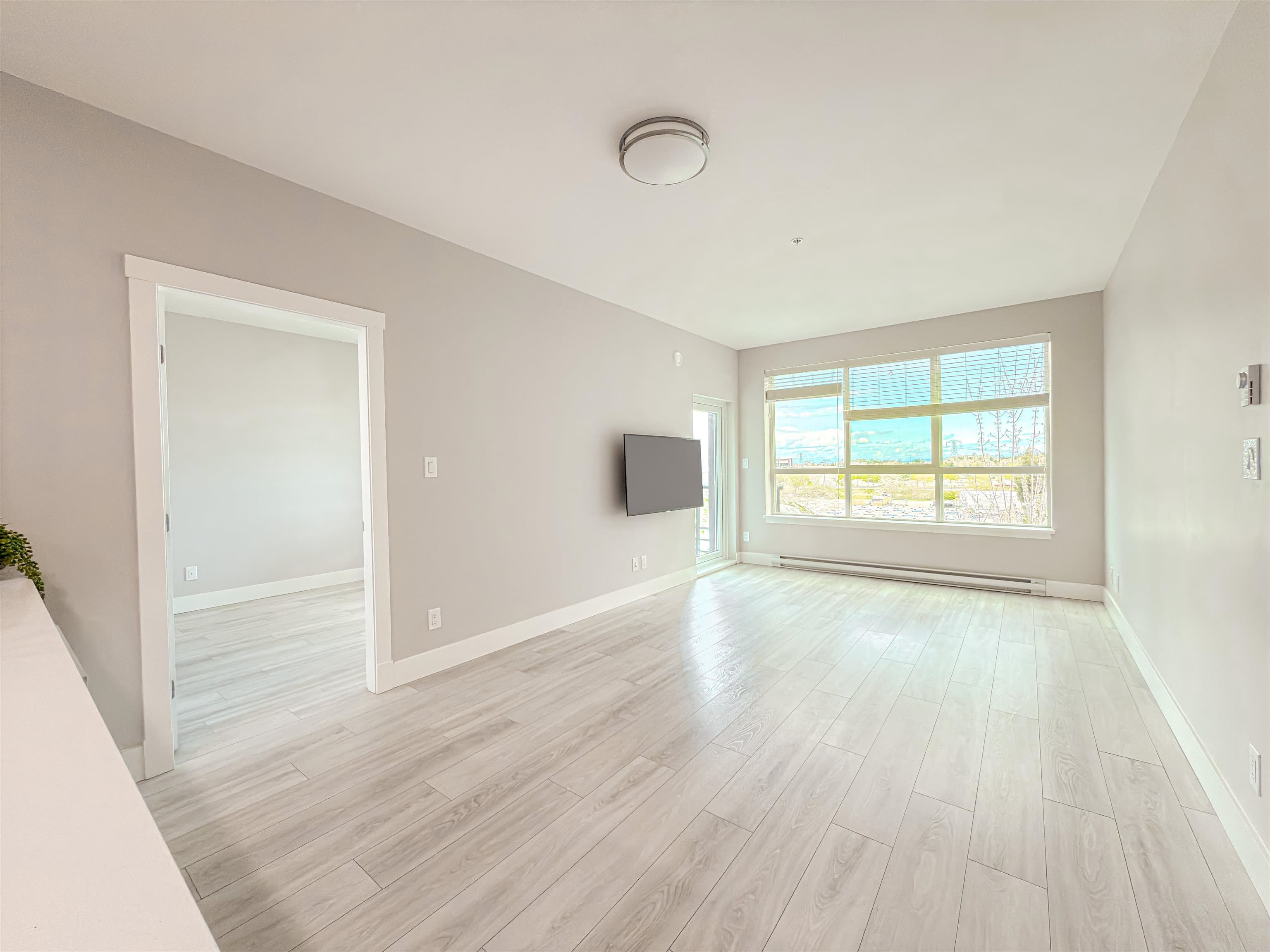 323 - 4690 Hawk Lane, Tsawwassen, V4M 0C4 — photo 3