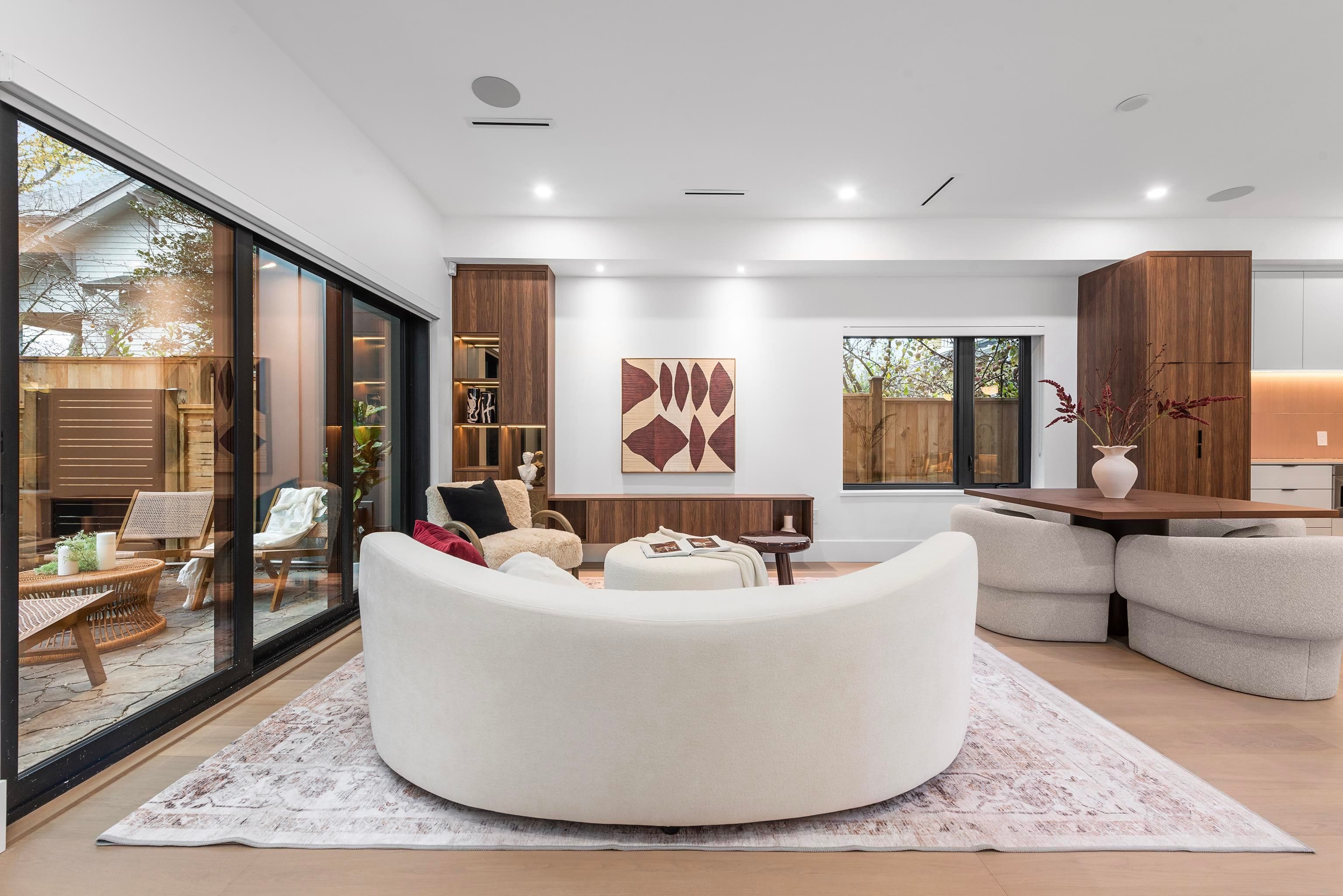 2 - 273 W 17th Avenue, Vancouver — sold