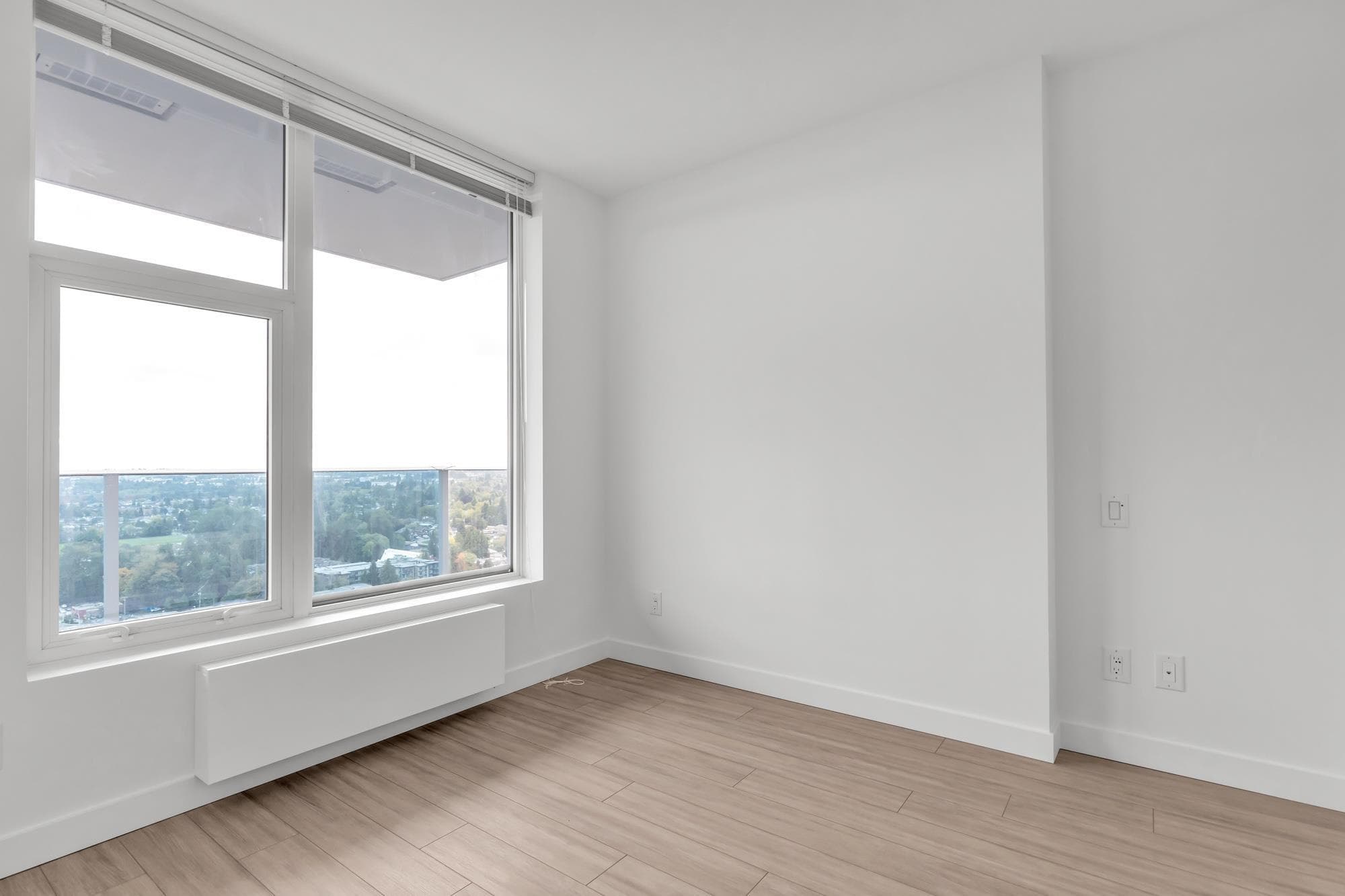 2702 - 13615 Fraser Highway, Surrey, V3T 0P7 — photo 4