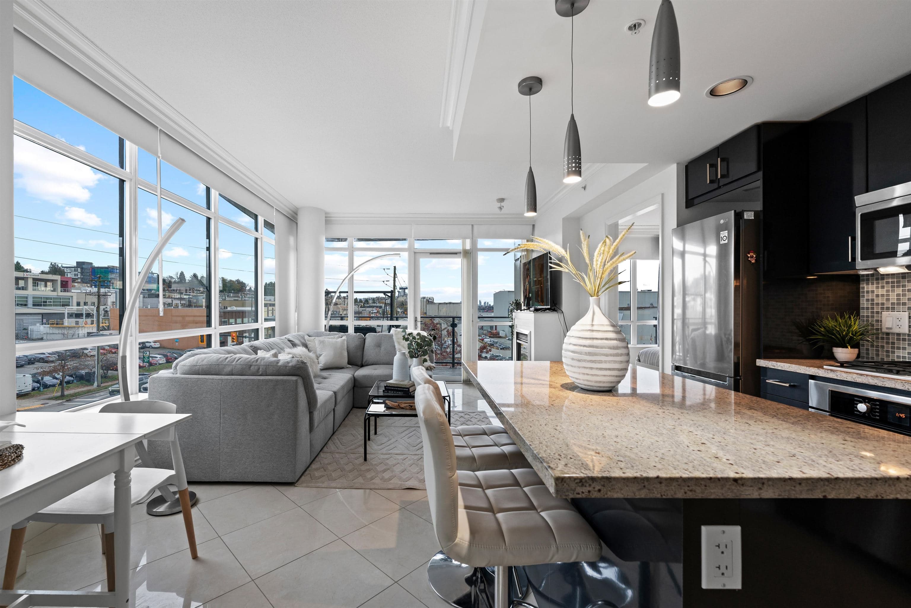 502 - 172 Victory Ship Way, North Vancouver, V7L 0B5 — photo 4