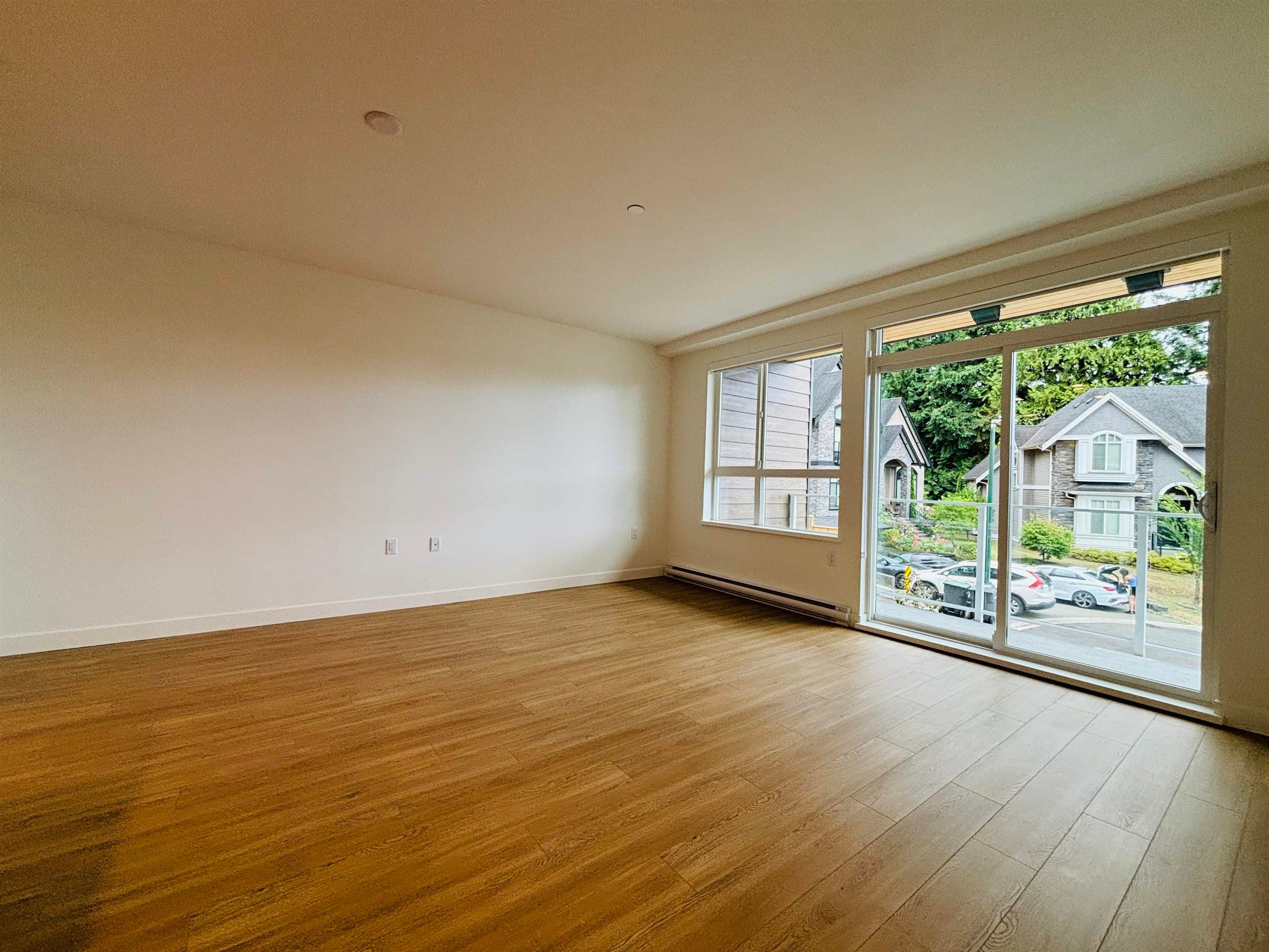 201 - 723 Grover Avenue, Coquitlam, V3J 4G2 — photo 5