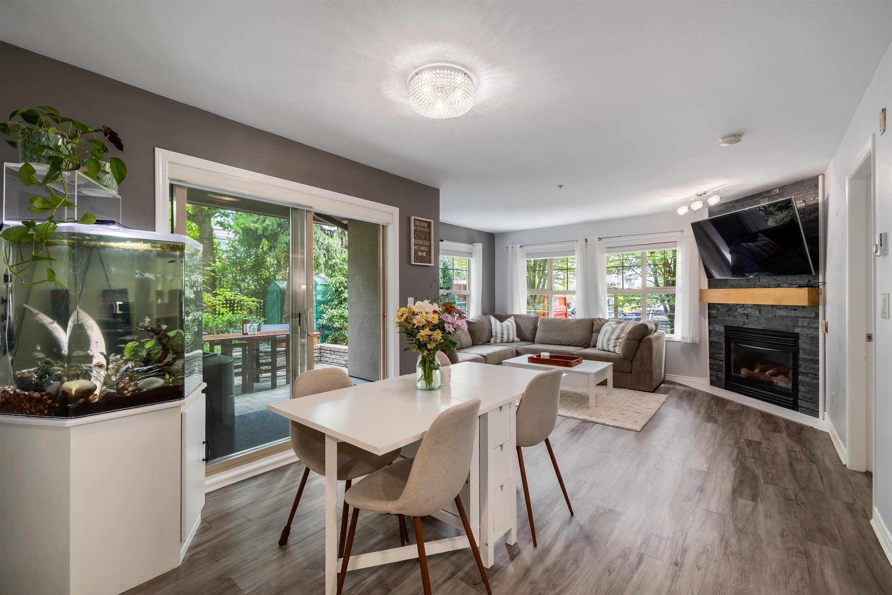 103 - 15325 17 Avenue, Surrey, V4A 1T8 — photo 1