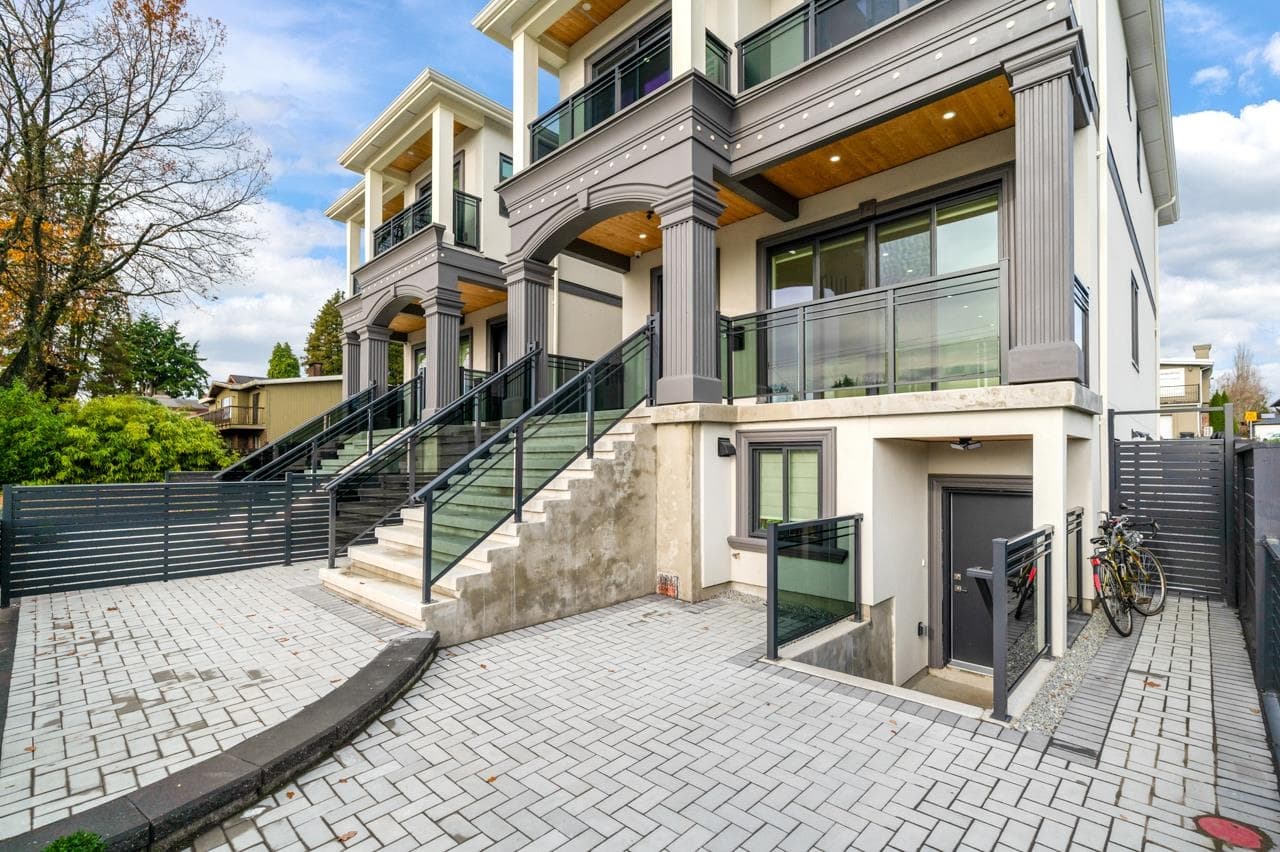 2 - 6691 Winch Street, Burnaby, V5B 2L5 — photo 3