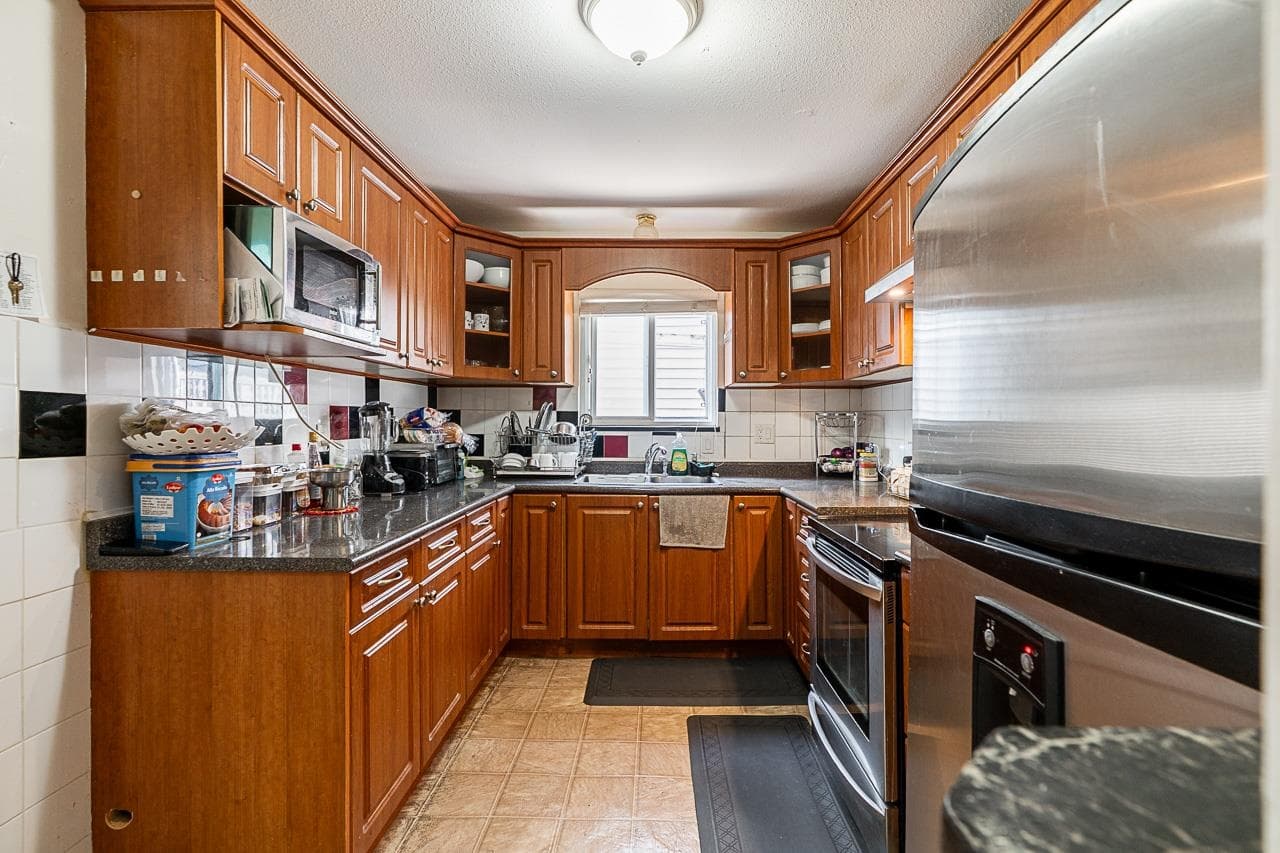7380 Parkwood Drive, Surrey, V3W 7G6 — photo 5