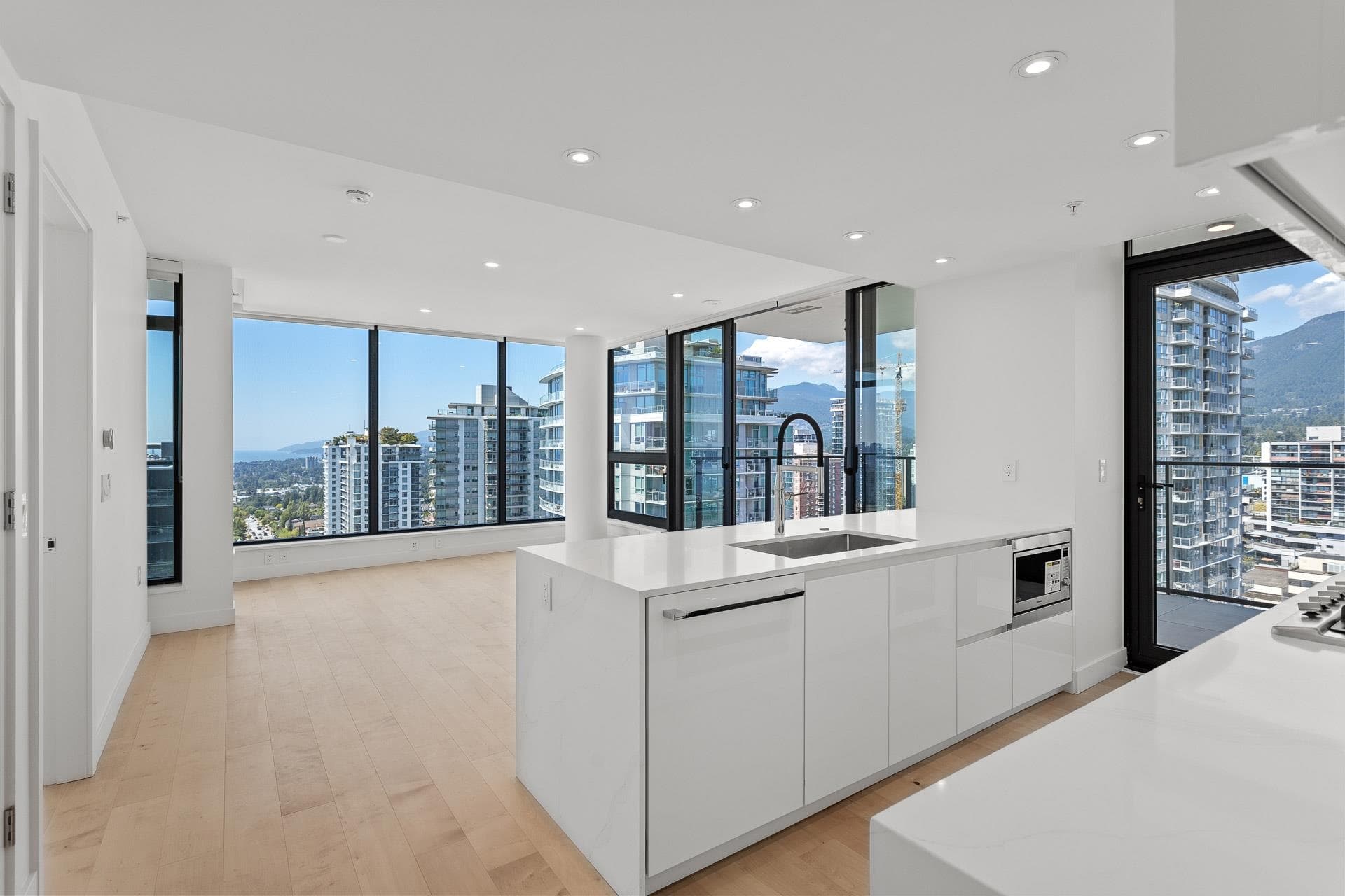 1406 - 135 E 13th Street, North Vancouver, V7L 0J8 — photo 4