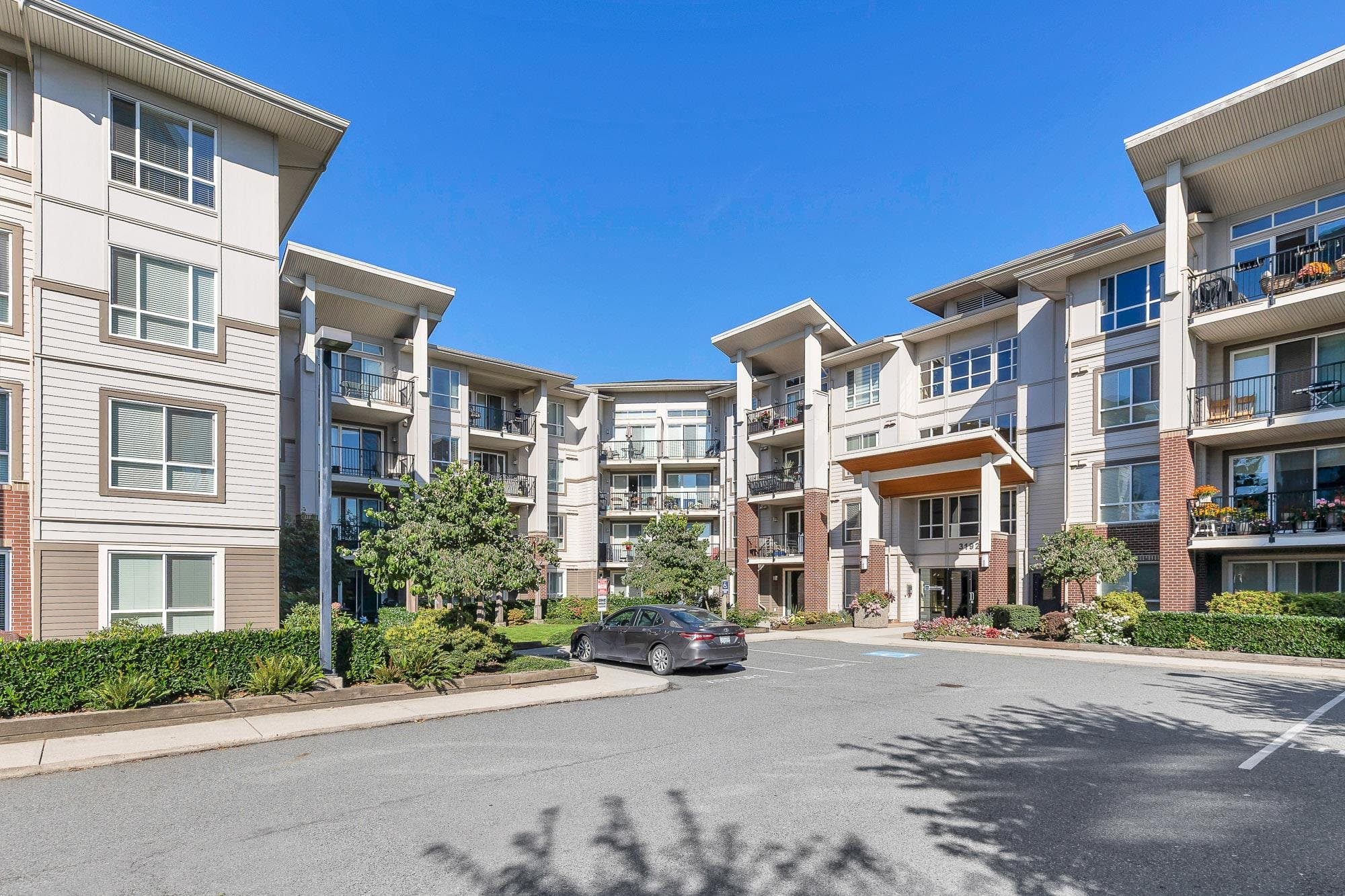 405 - 3192 Gladwin Road, Abbotsford, V2T 6M9 — photo 5
