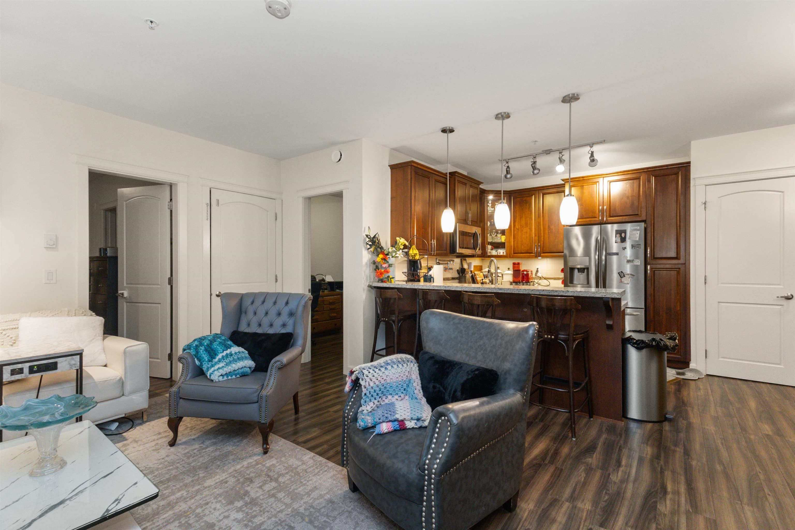 320 - 32445 Simon Avenue, Abbotsford, V2T 0G7 — photo 2