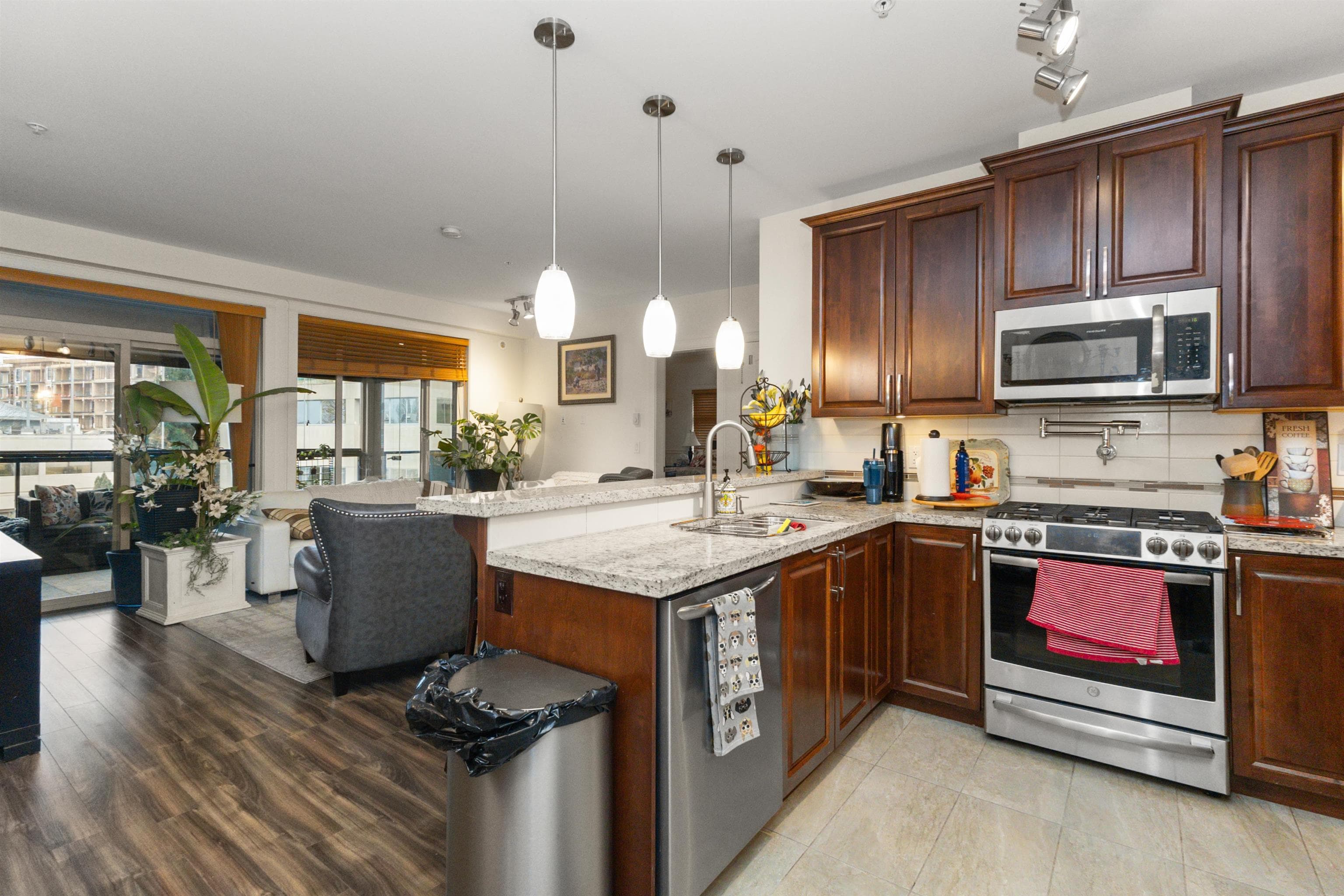 320 - 32445 Simon Avenue, Abbotsford, V2T 0G7 — photo 4