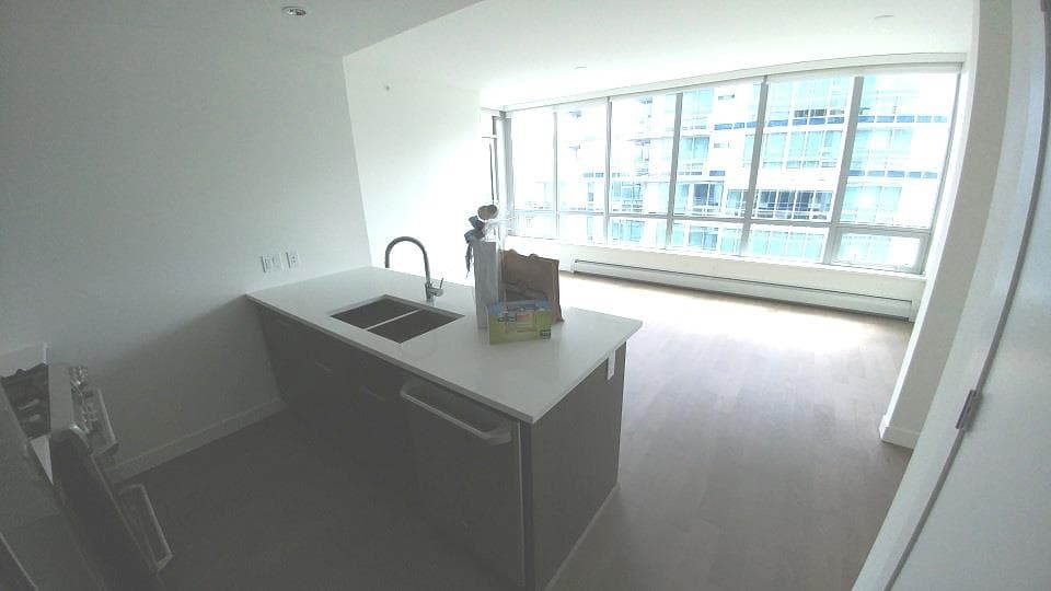 801 - 9060 University Crescent, Burnaby, V5A 0E1 — photo 4