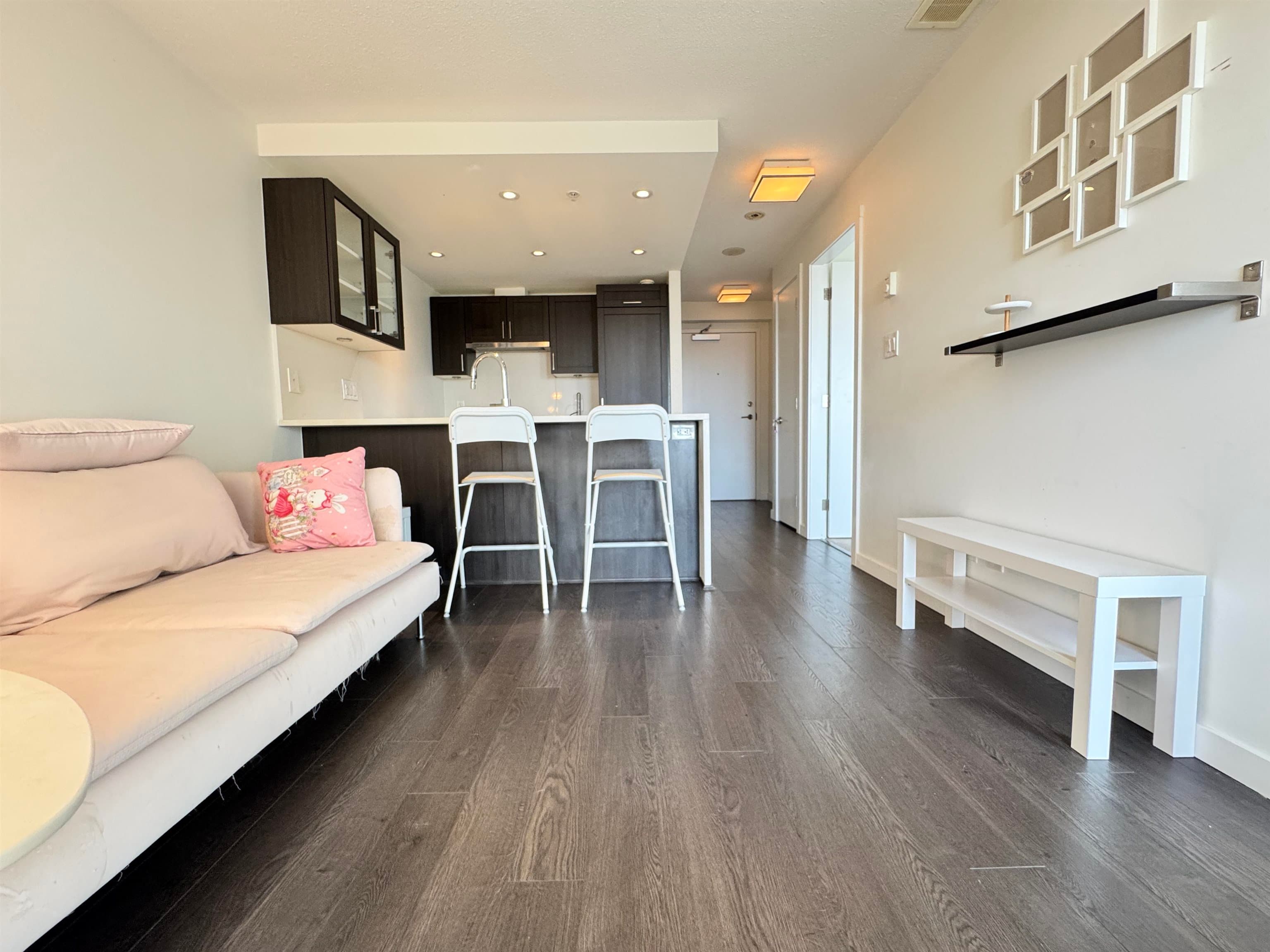 906 - 5665 Boundary Road, Vancouver, V5R 0E4 — photo 2