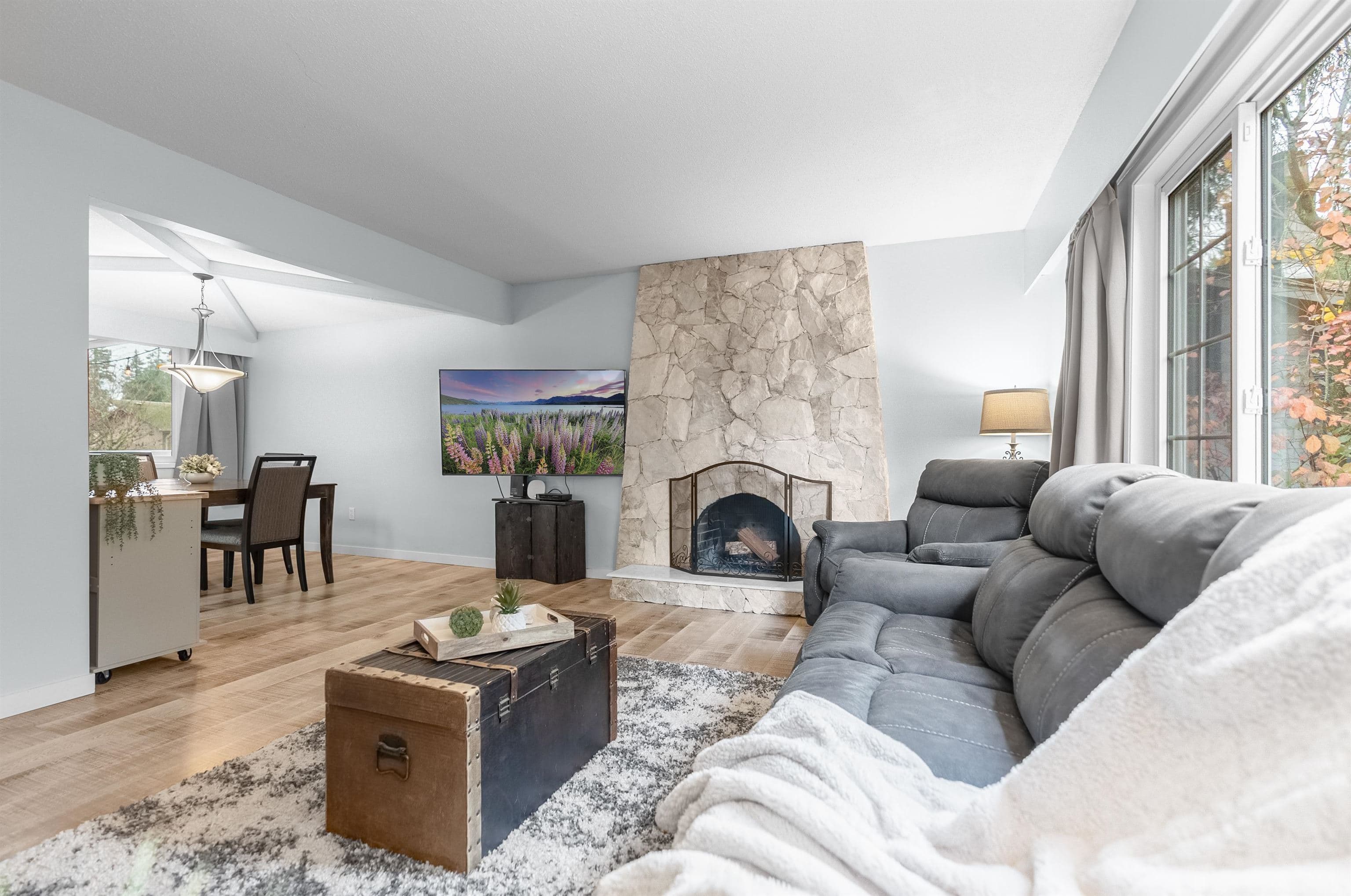 4540 198b Street, Langley, V3A 1H5 — photo 1