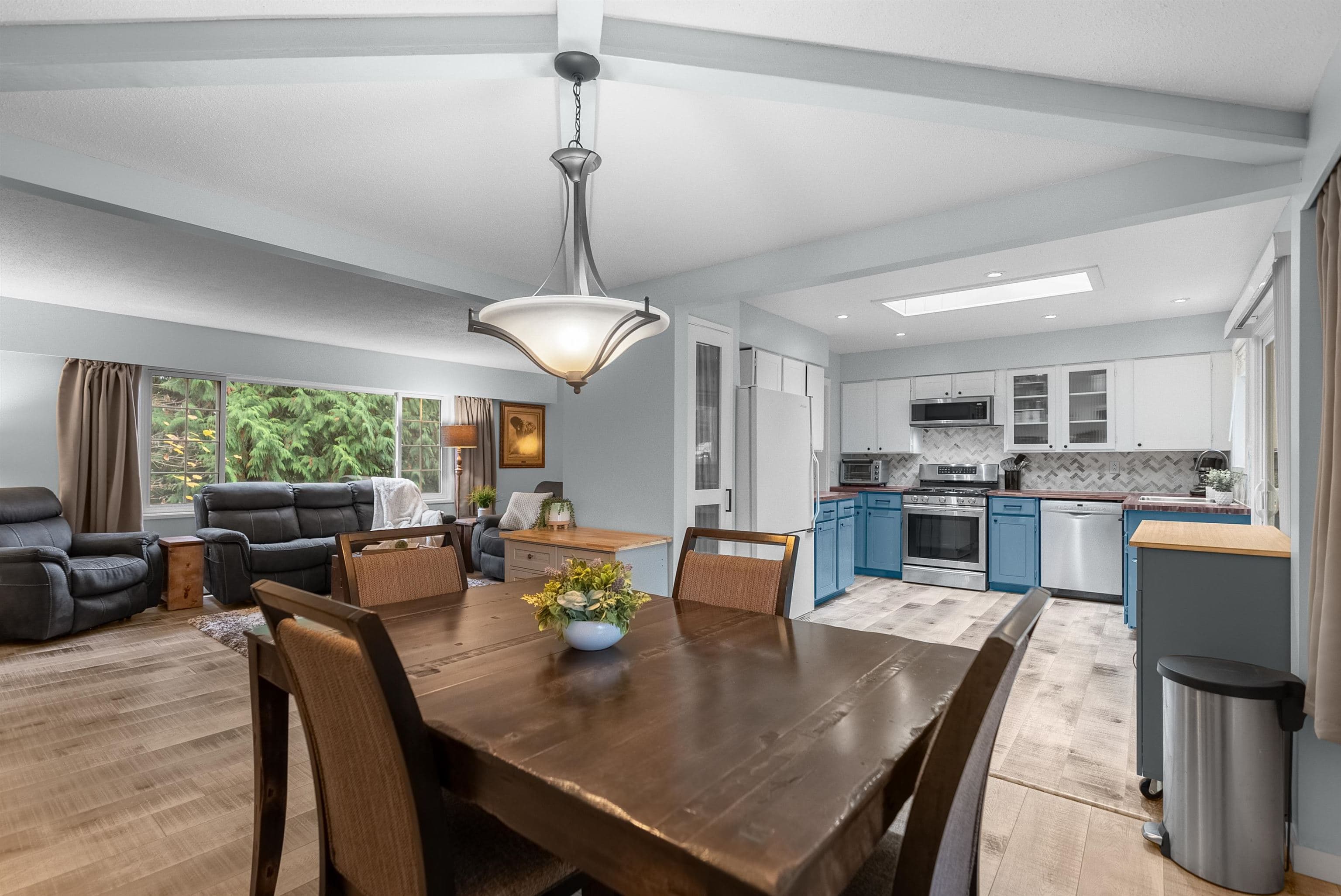4540 198b Street, Langley, V3A 1H5 — photo 5