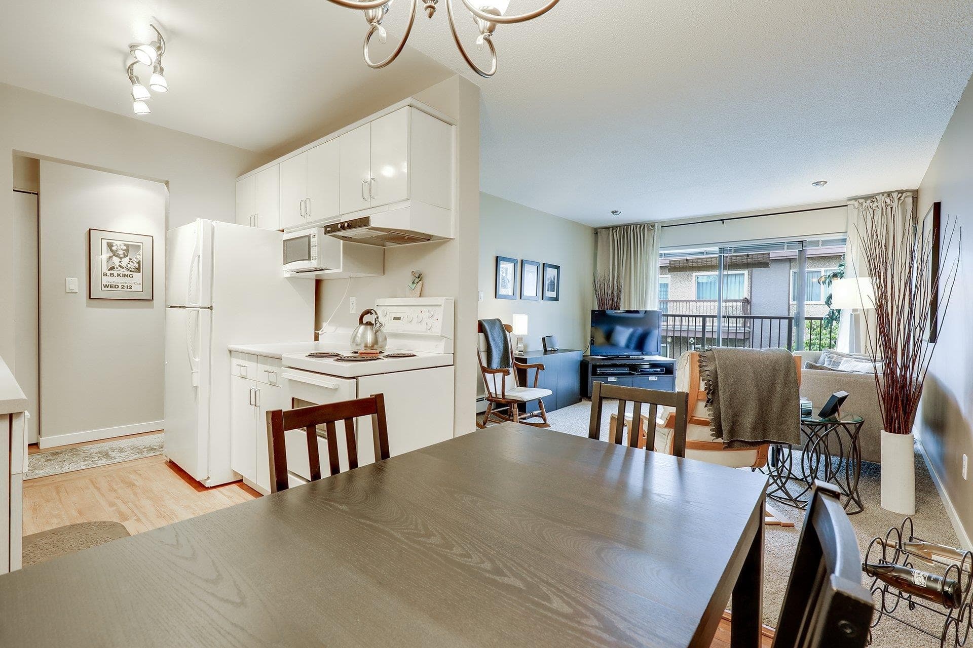 302 - 330 E 1st Street, North Vancouver, V7L 1B5 — photo 4