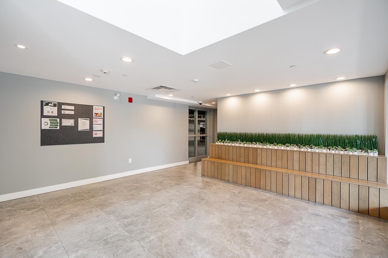 405 - 11703 Fraser Street, Maple Ridge, V2X 9A7 — photo 3