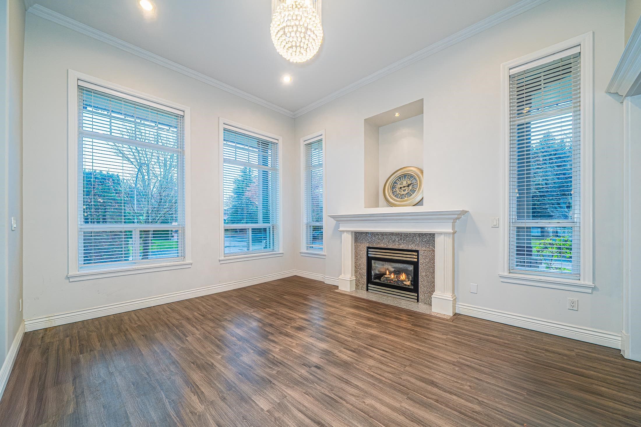 6368 189a Street, Surrey, V3S 8S3 — photo 5