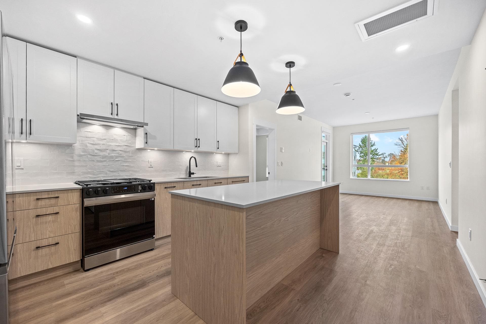 A403 - 27218 Aldergrove Town Centre Drive, Langley, V4W 0E3 — photo 1