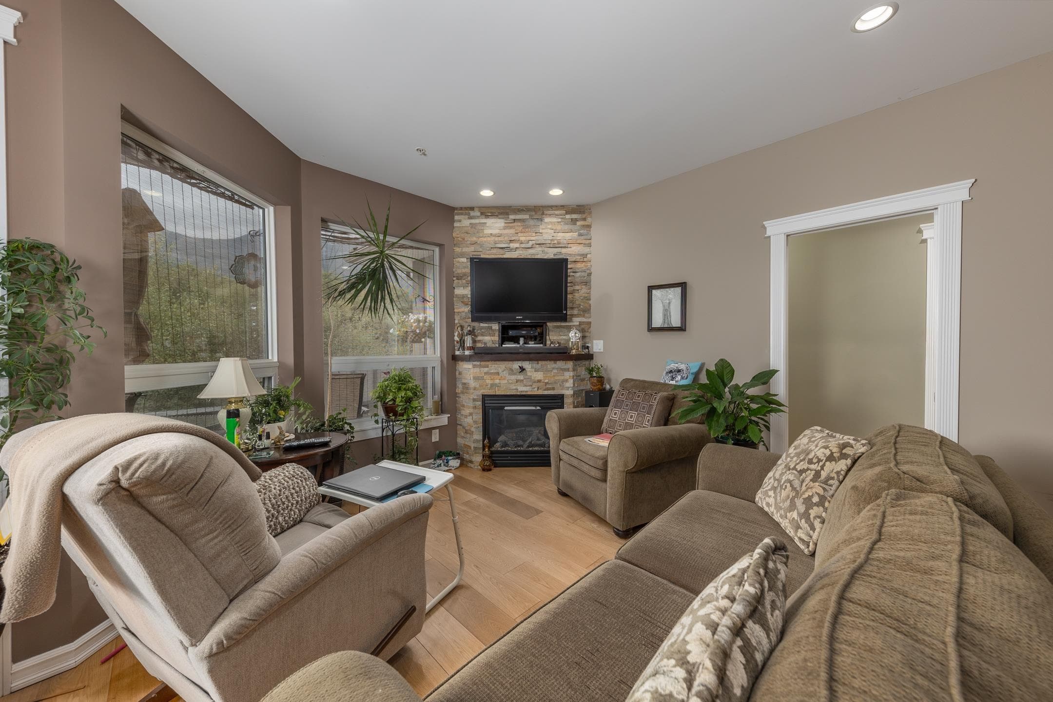 37738 Third Avenue, Squamish, V8B 0A2 — photo 5