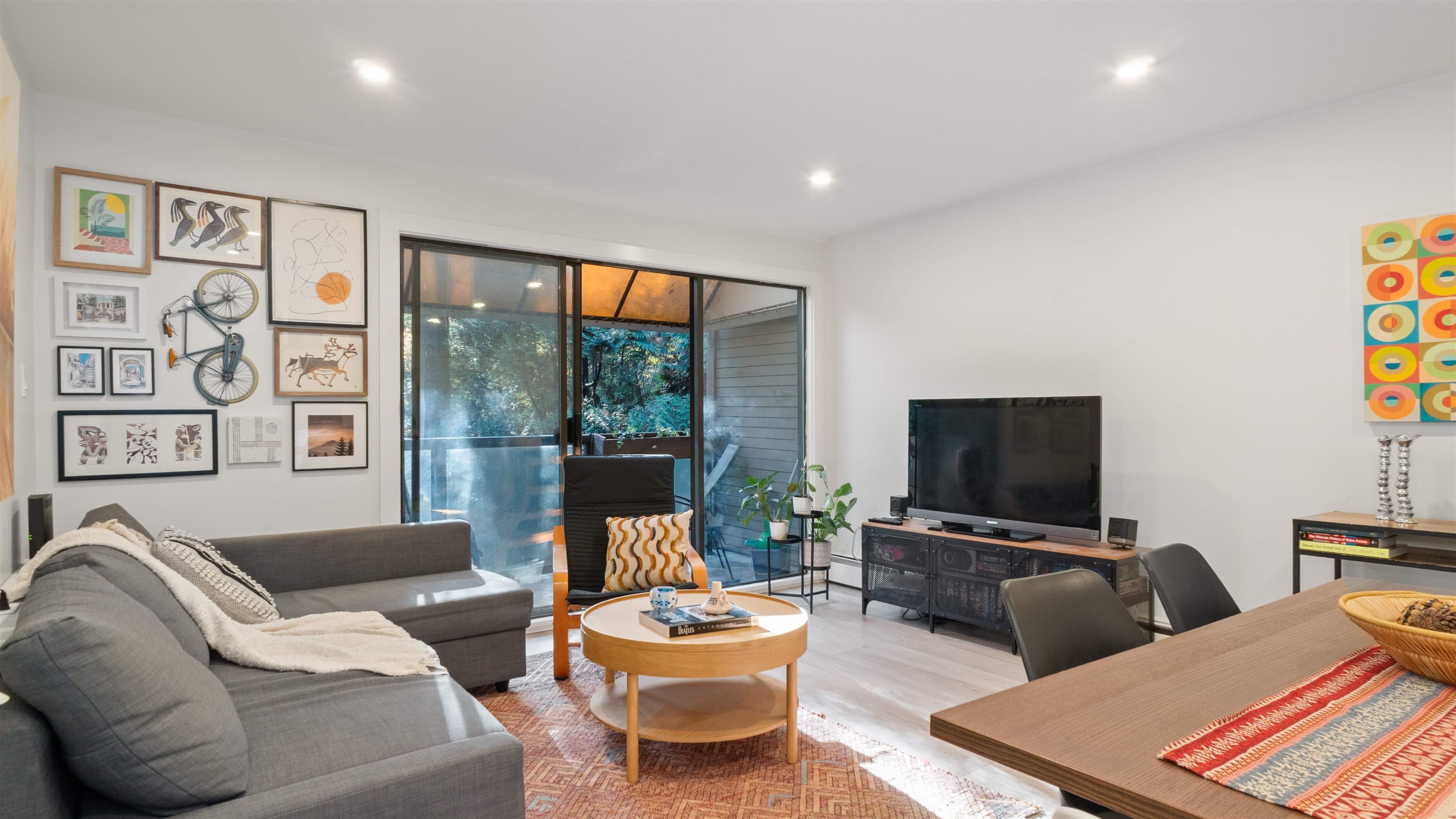 318 - 1345 W 15th Avenue, Vancouver