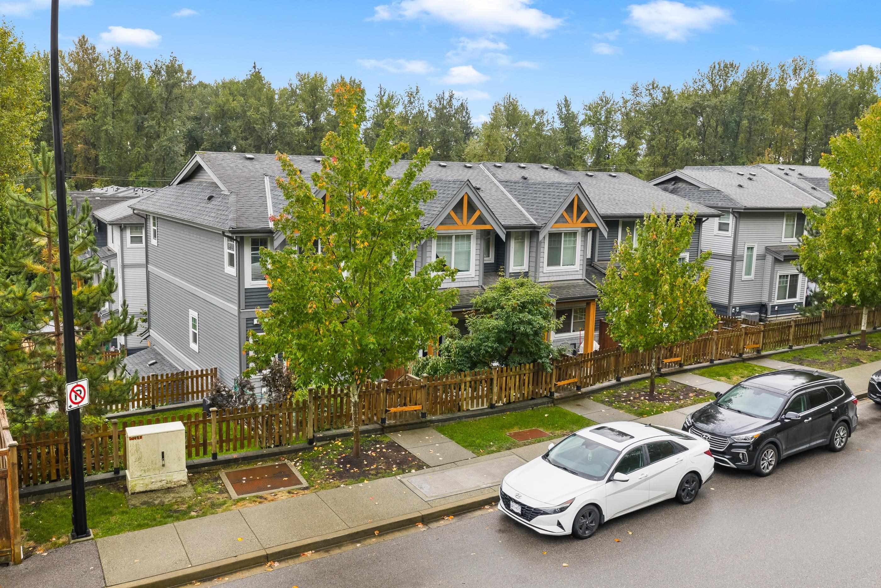 19 - 22810 113 Avenue, Maple Ridge, V2X 3N2 — photo 2