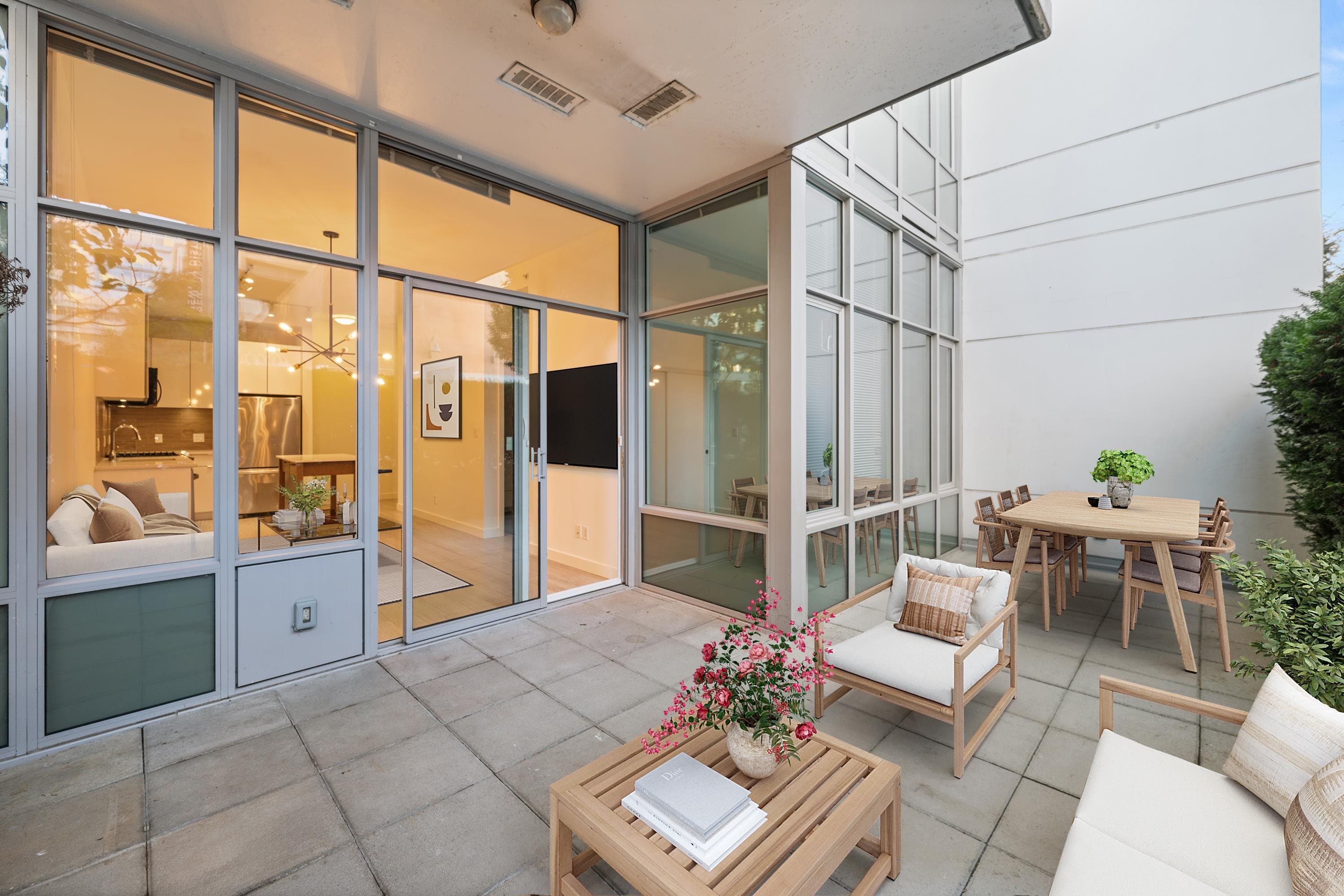 102 - 200 Nelson's Crescent, New Westminster, V3L 0H4 — photo 4