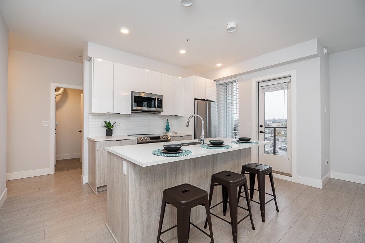 421 - 20360 Logan Avenue, Langley, V3A 0P5 — photo 2