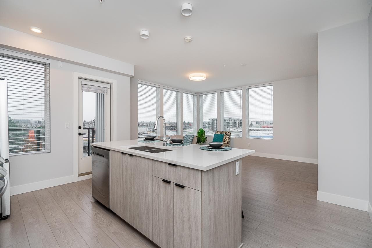 421 - 20360 Logan Avenue, Langley, V3A 0P5 — photo 1