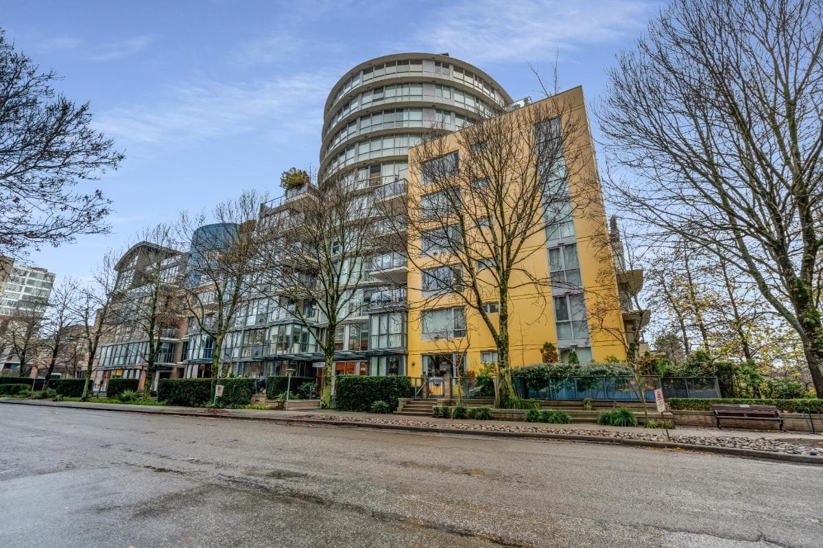 414 - 1485 W 6th Avenue, Vancouver — sold