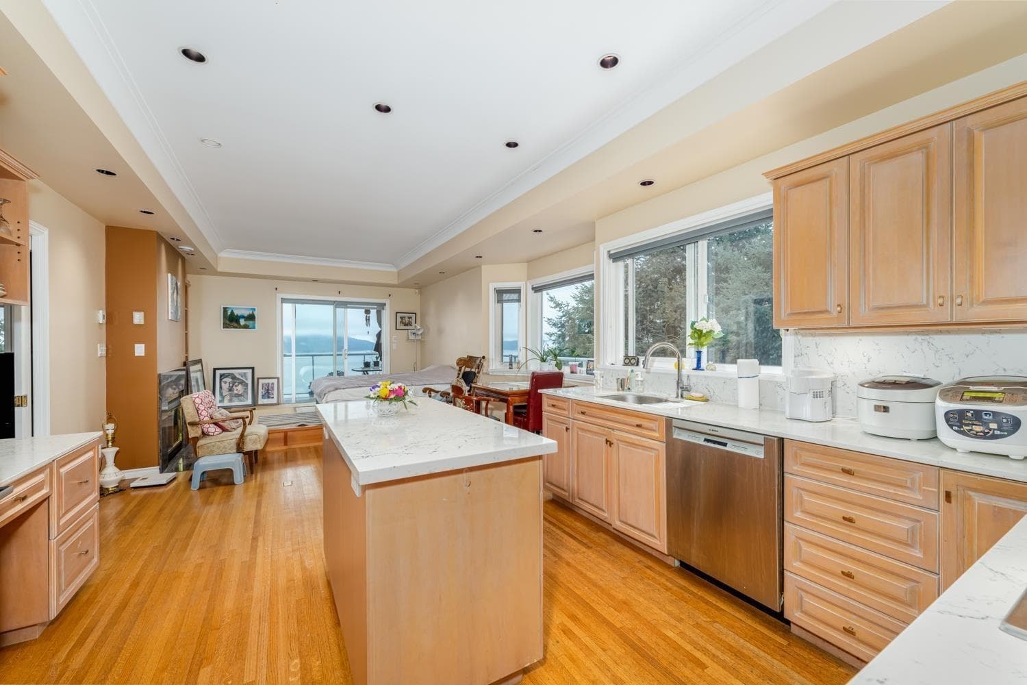 350 Kelvin Grove Way, Lions Bay, V0N 2E0 — photo 5