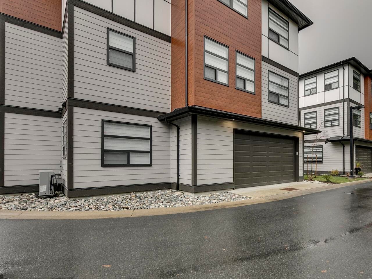 27 - 32970 Tunbridge Avenue, Mission, V2V 0K9 — photo 2