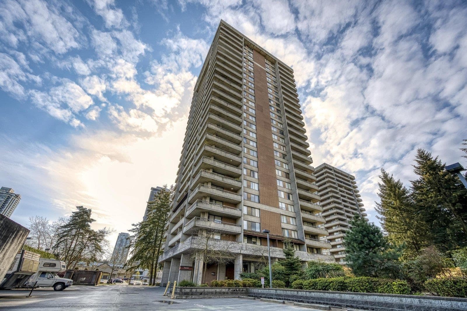1401 - 3755 Bartlett Court, Burnaby