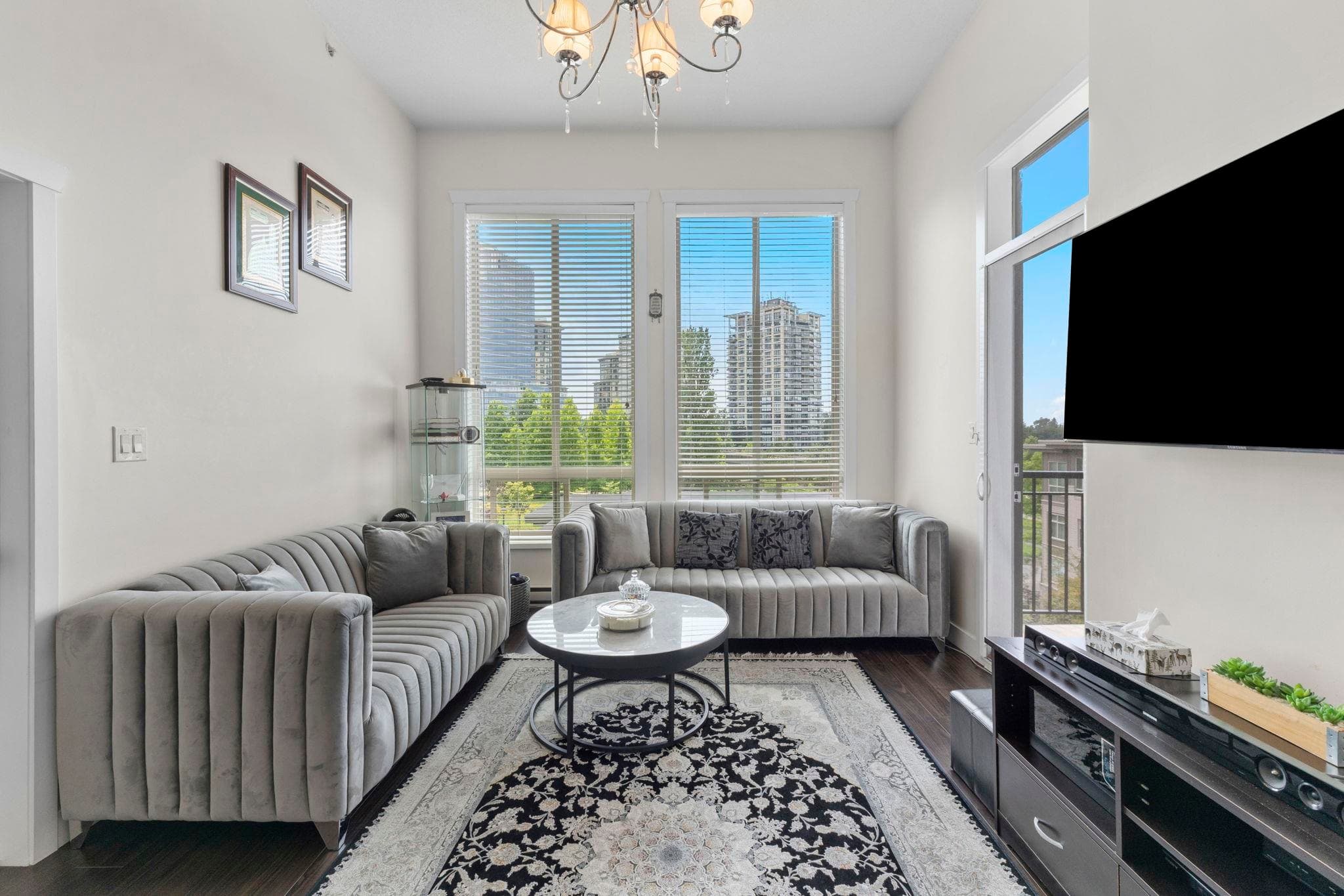 405 - 13468 King George Boulevard, Surrey, V3T 0B5 — photo 2