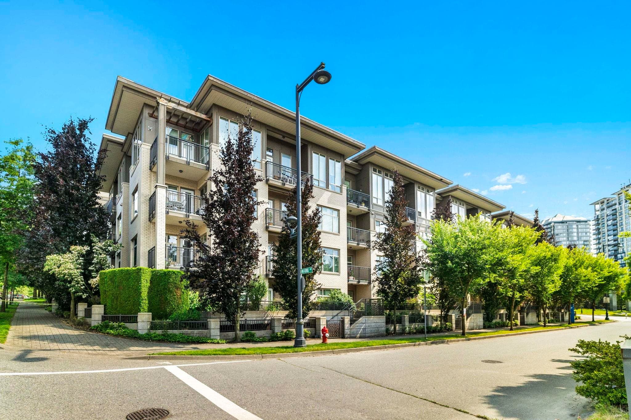 405 - 13468 King George Boulevard, Surrey, V3T 0B5 — photo 3