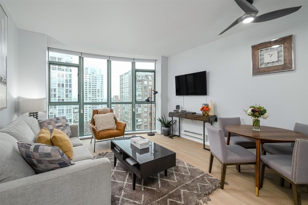 1105 - 1383 Howe Street, Vancouver, V6Z 2R5 — photo 2