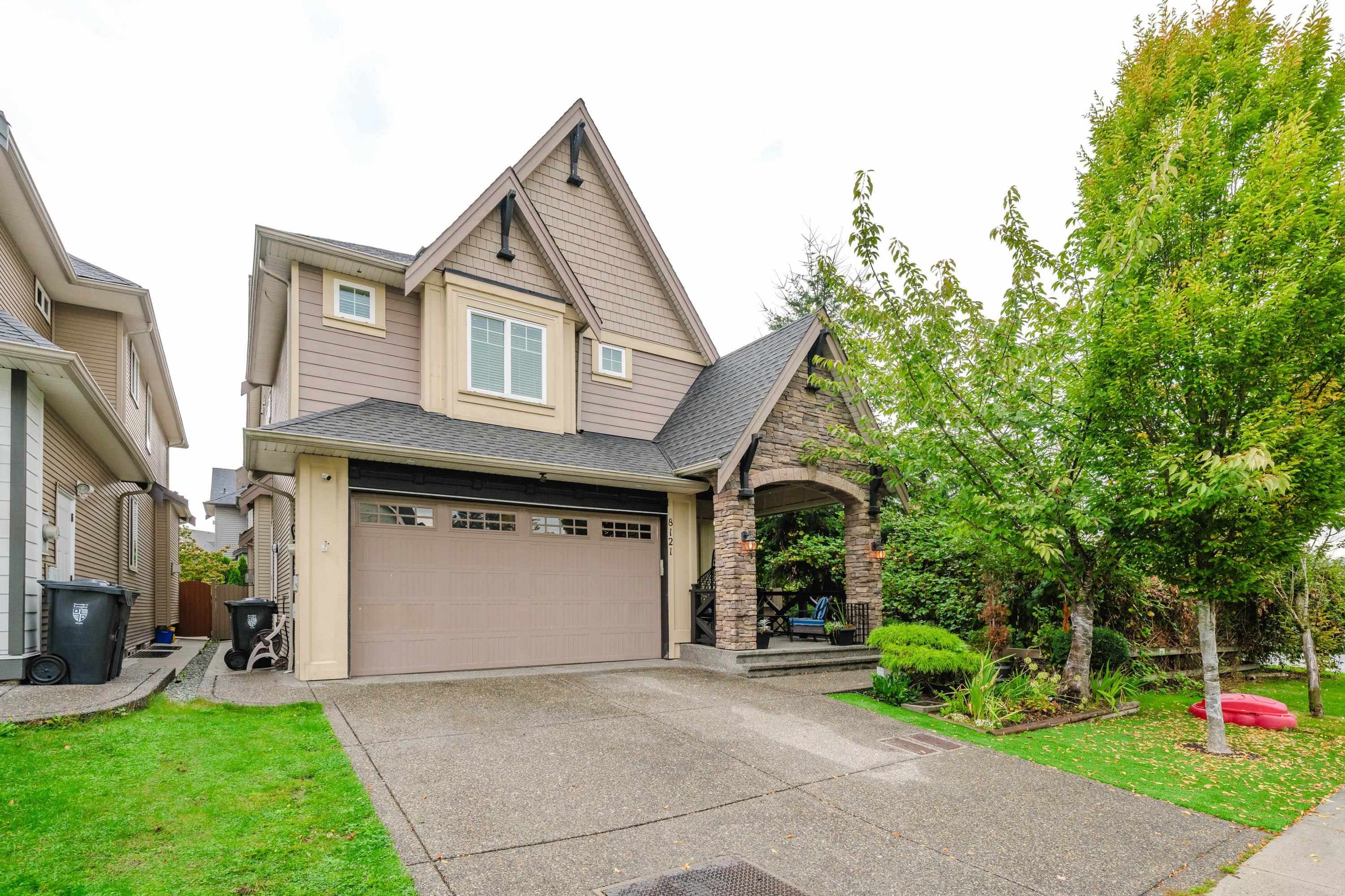 8121 210a Street, Langley, V2Y 0K2 — photo 3