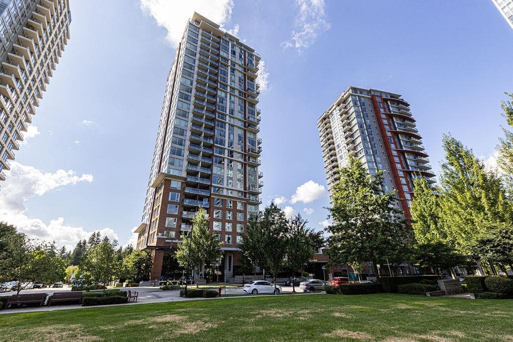 803 - 3100 Windsor Gate, Coquitlam, V3B 0P3 — photo 3
