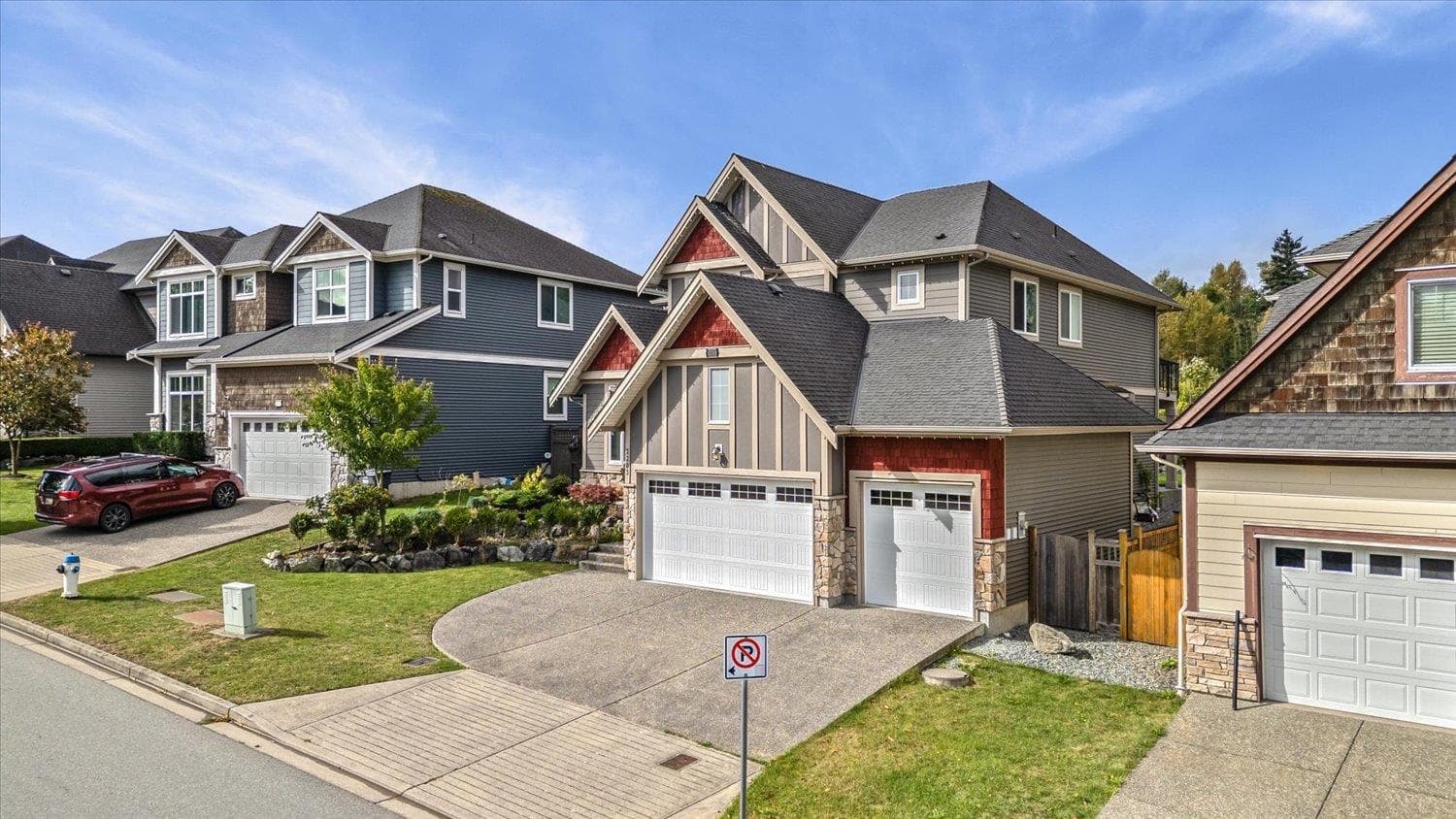 2203 Riesling Drive, Abbotsford, V4X 0A6 — photo 1