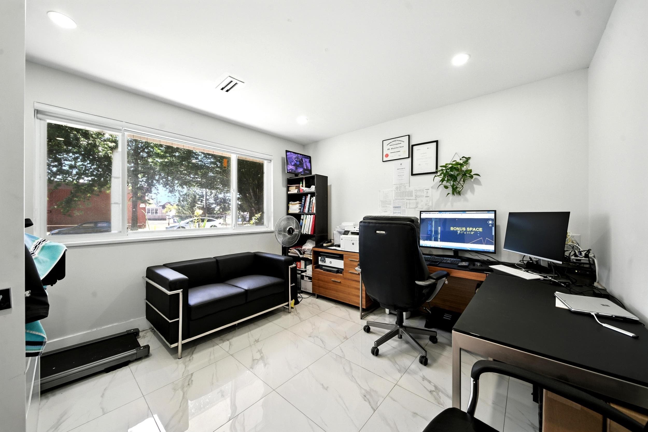2545 E 43rd Avenue, Vancouver, V5R 5V7 — photo 3