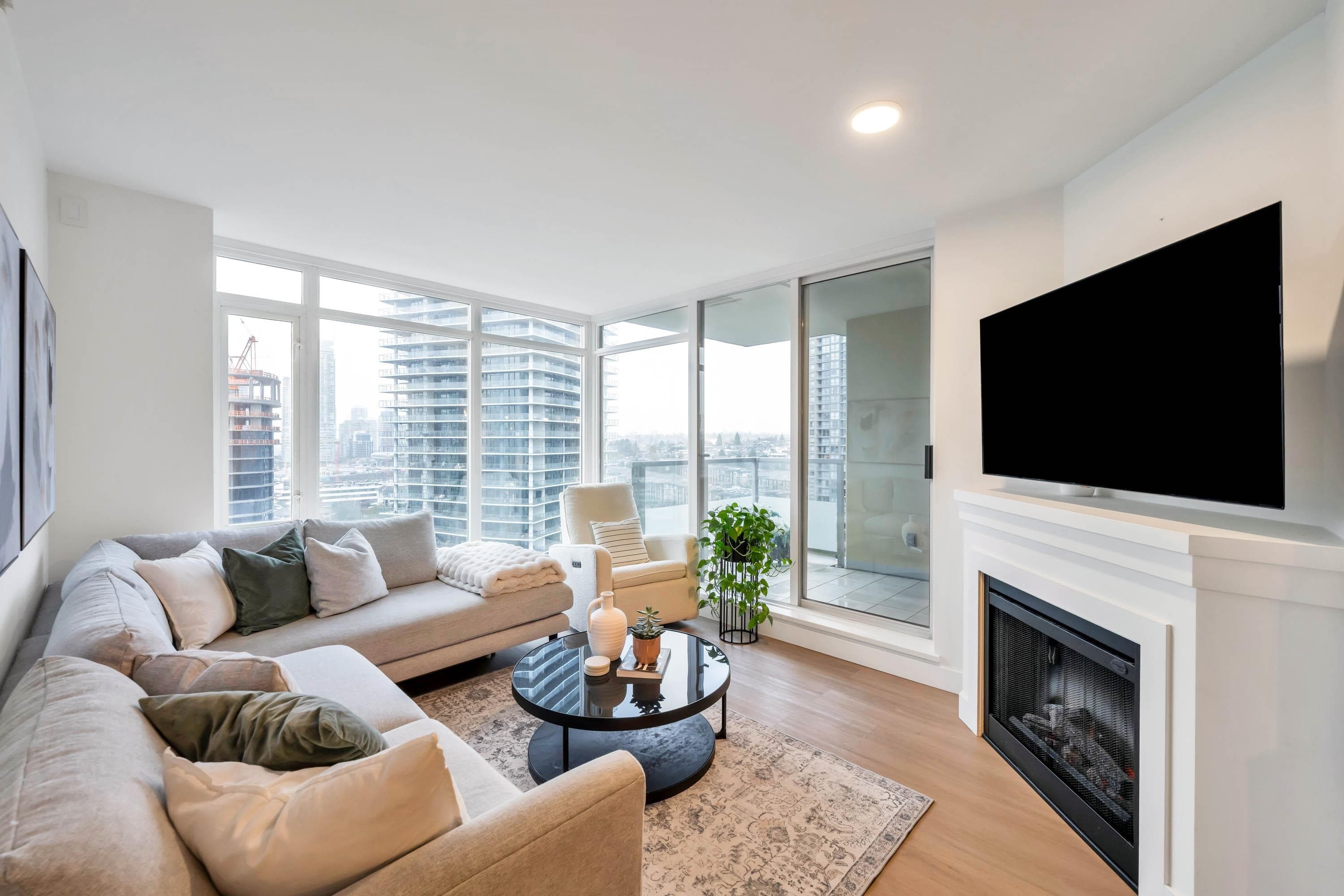2201 - 2133 Douglas Road, Burnaby, V5C 0E9 — photo 4