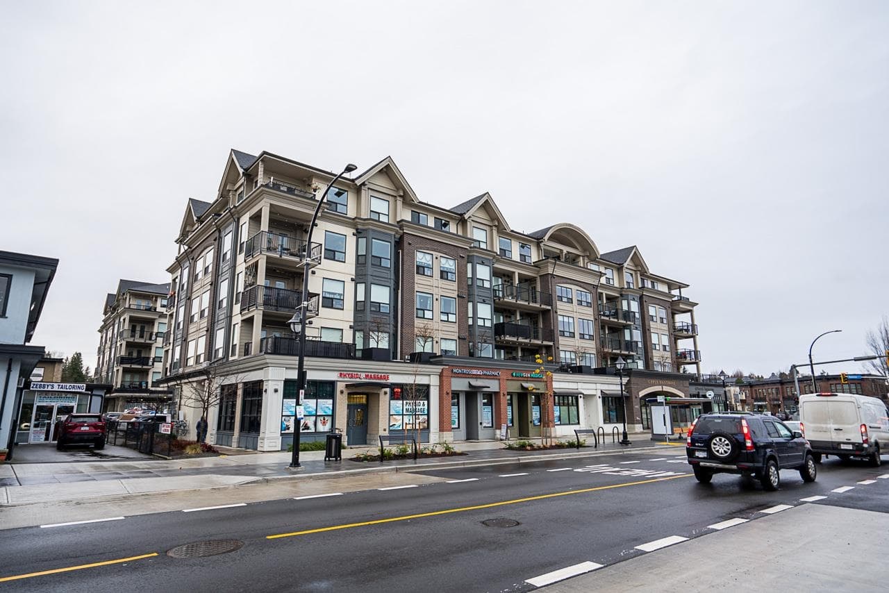 301 - 2493 Montrose Ave Avenue, Abbotsford