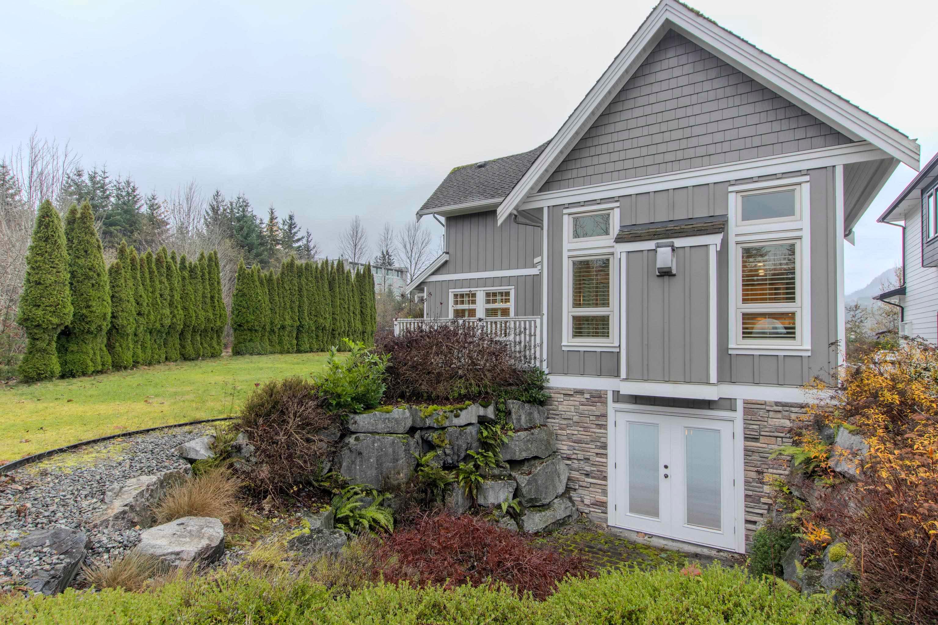 40899 The Crescent, Squamish, V8B 0P8 — photo 3