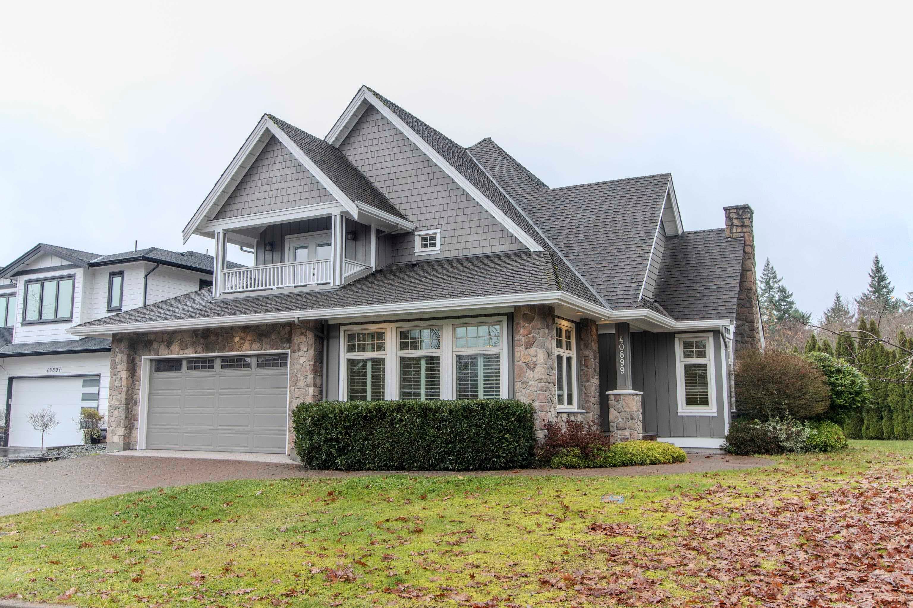 40899 The Crescent, Squamish